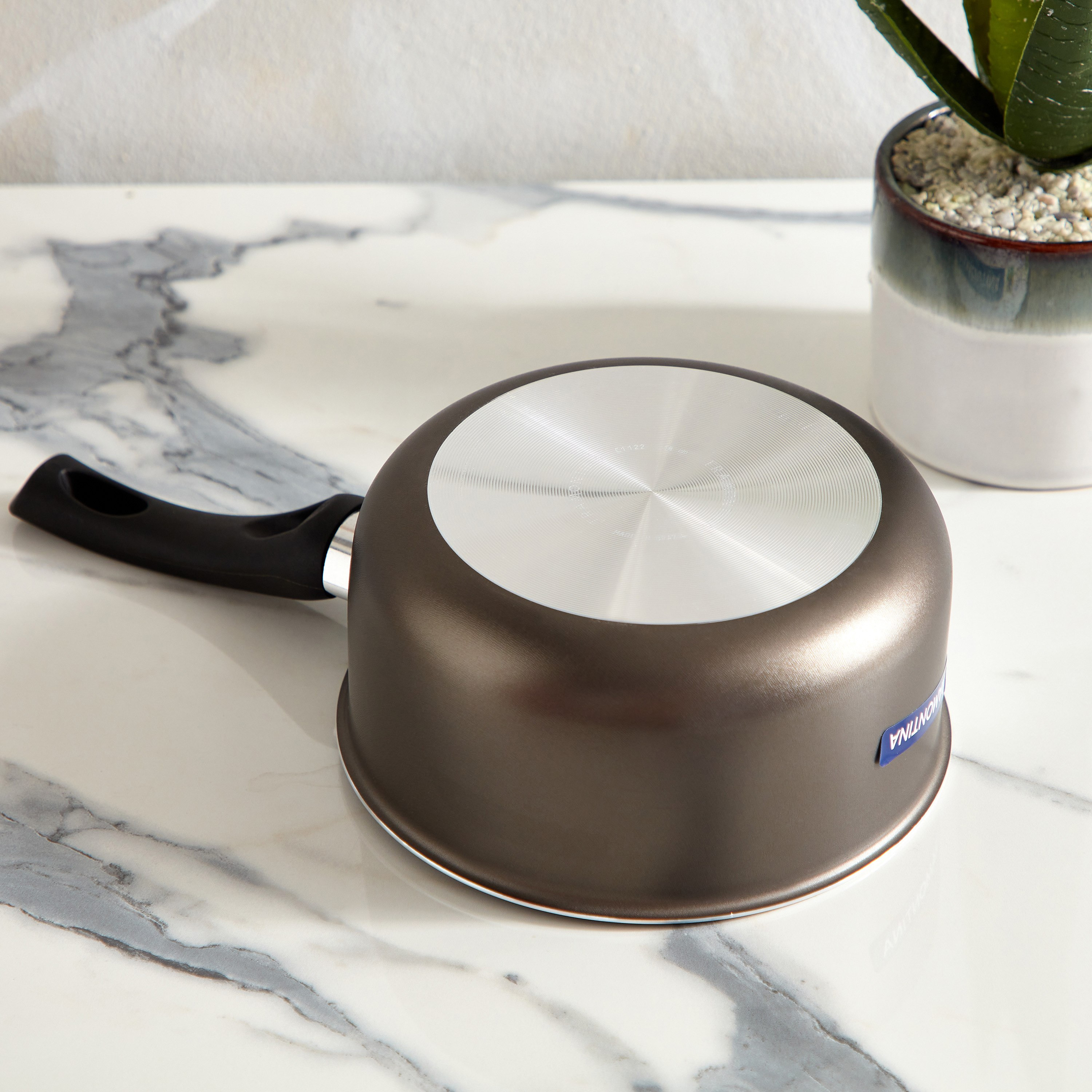 قدر صلصة غير قابل للالتصاق بغطاء زجاج باريس من ترامونتينا - 18 سم-hbxhomeware-hbxkitchen-image-3