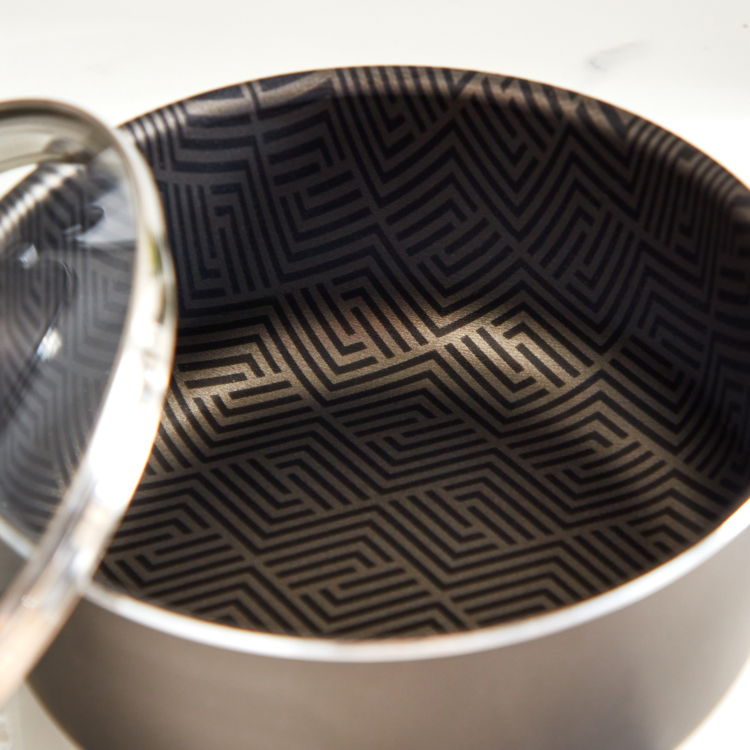 قدر صلصة غير قابل للالتصاق بغطاء زجاج باريس من ترامونتينا - 18 سم-hbxhomeware-hbxkitchen-image-5