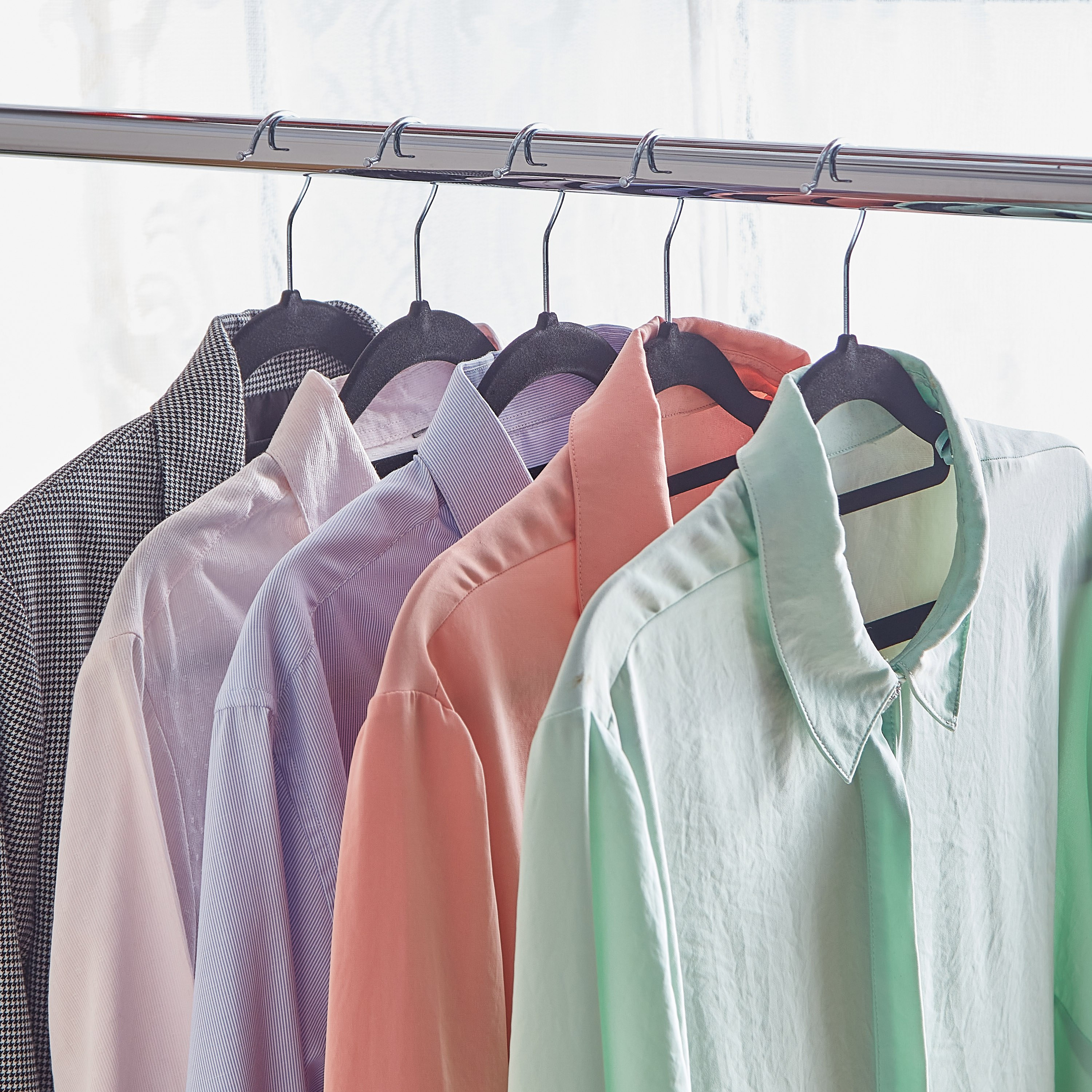 طقم علّاقات مخملية 10 قطع من نوفا-hbxhomeware-bathandlaundry-clothesdryingracks-image-1