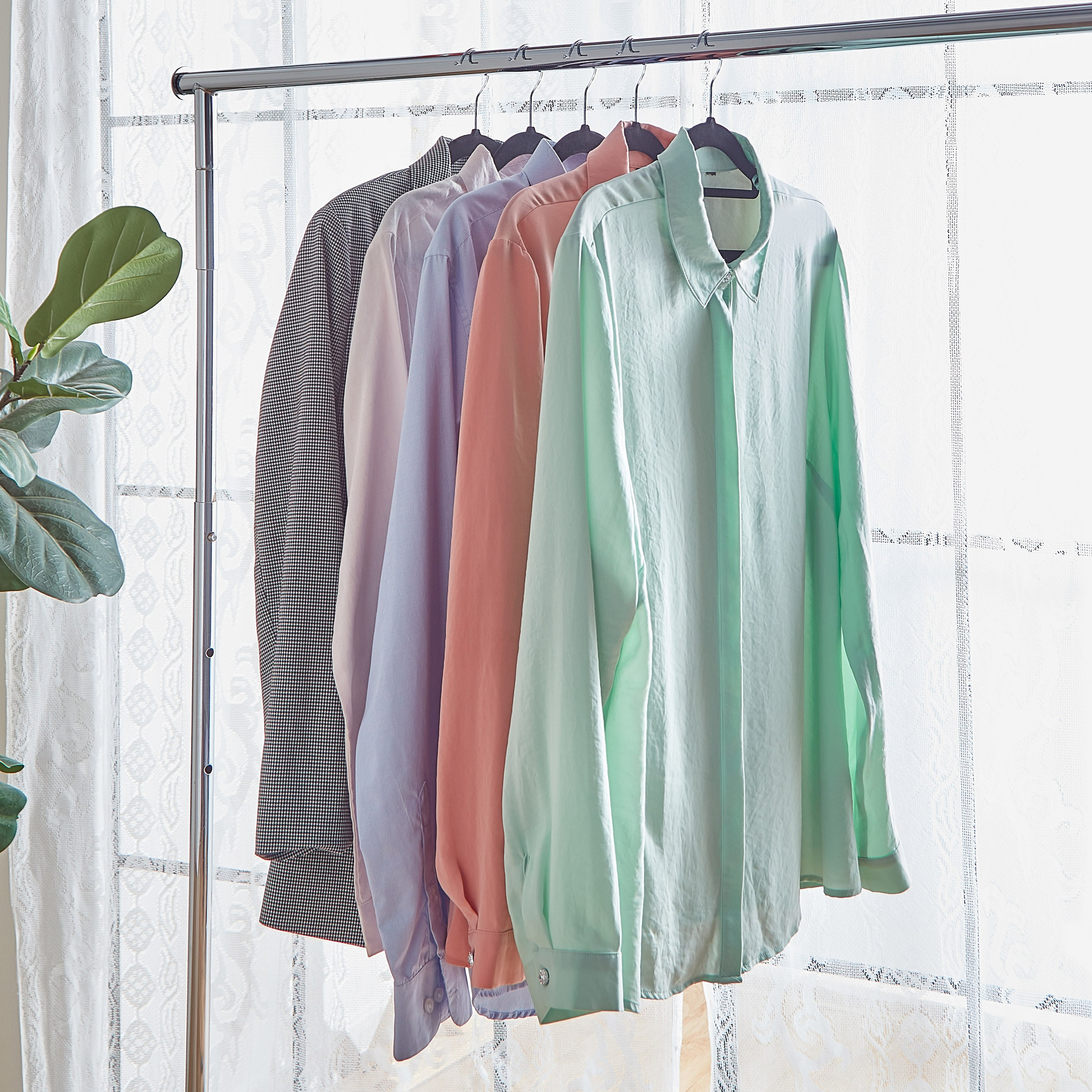 طقم علّاقات مخملية 10 قطع من نوفا-hbxhomeware-bathandlaundry-clothesdryingracks-image-5