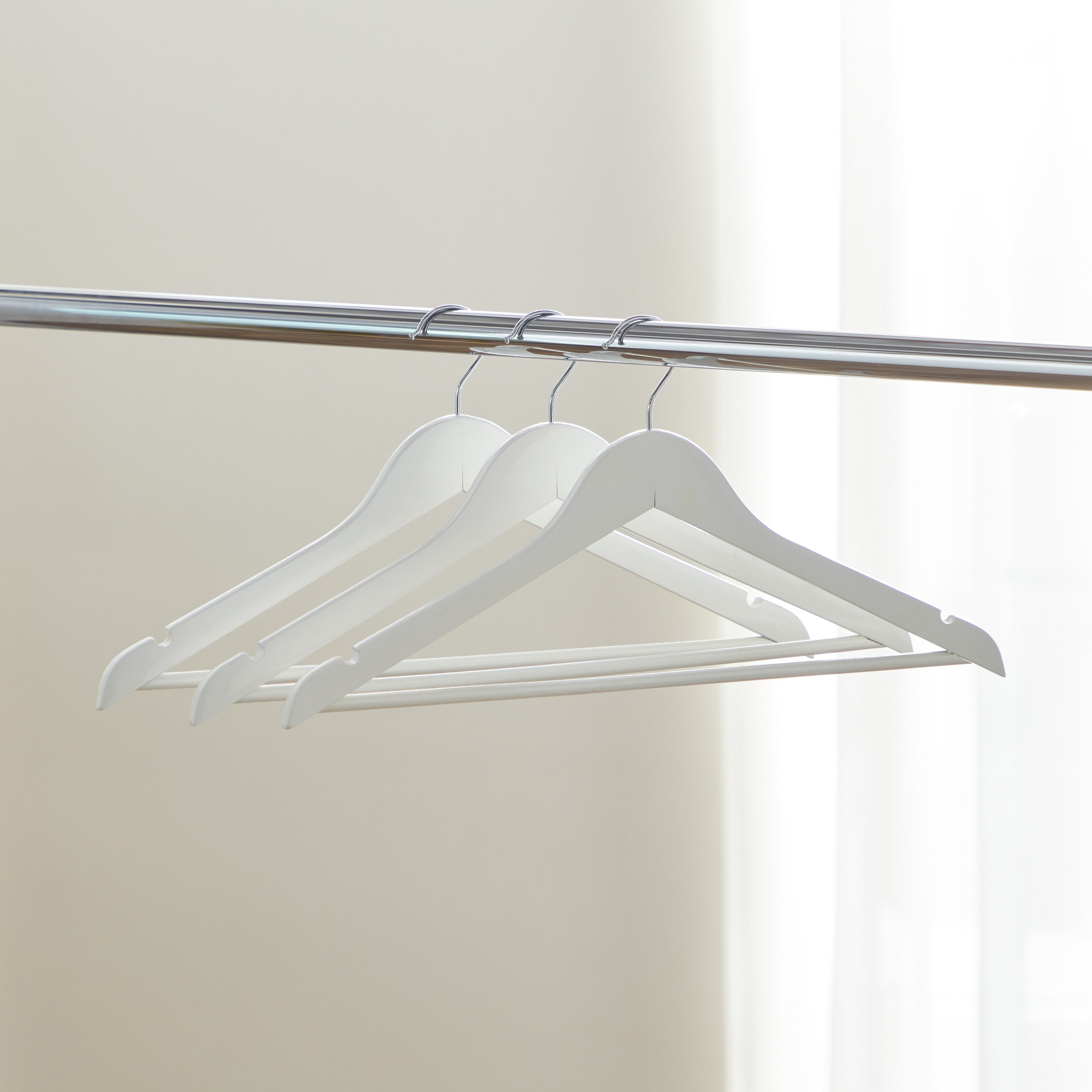 علّاقات خشبية من فوريست - طقم من 3 قطع-hbxhomeware-bathandlaundry-clothesdryingracks-image-2