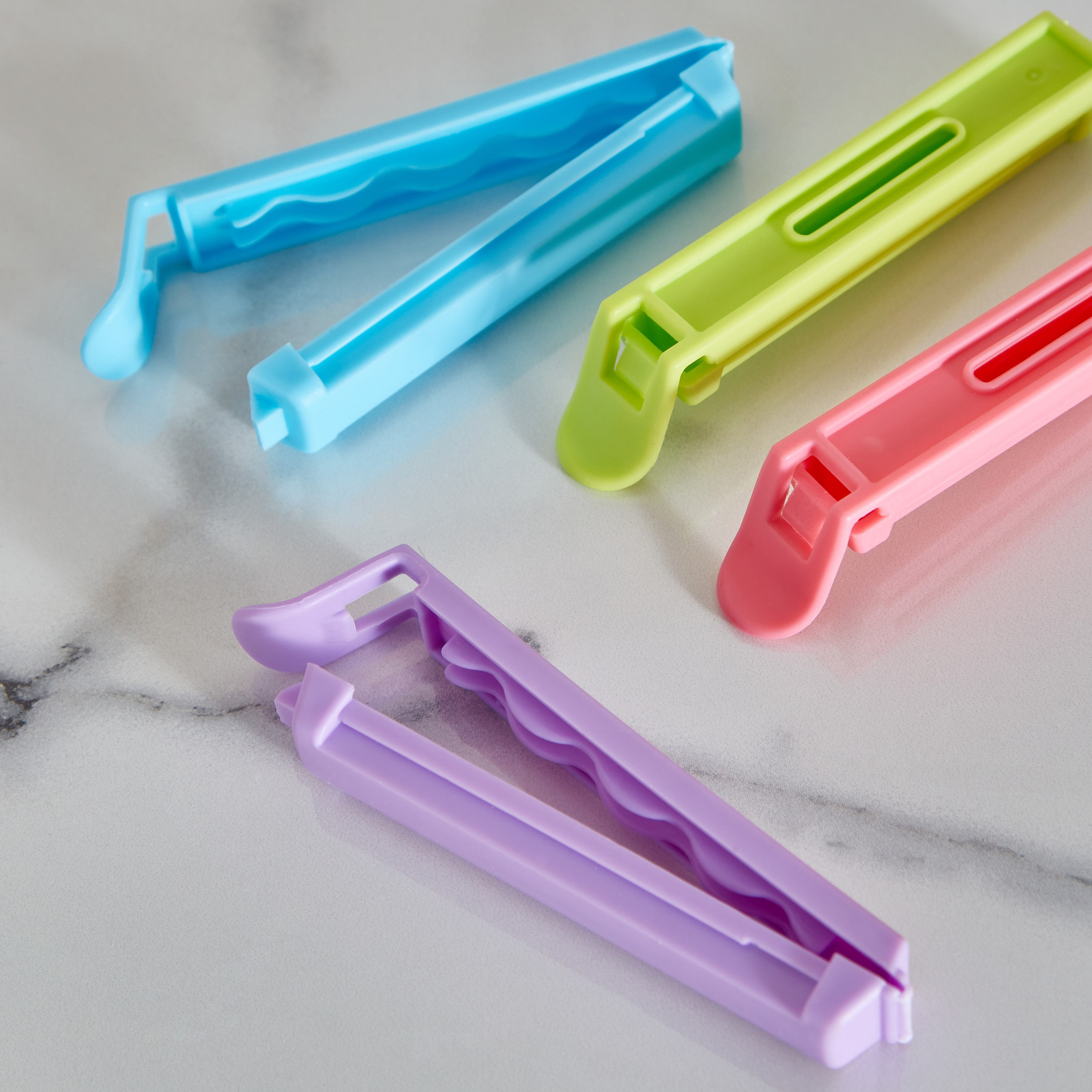 طقم مشبك كيس 4 قطع من نوفا-hbxkitchen-kitchenware-kitchenaccessories-image-2