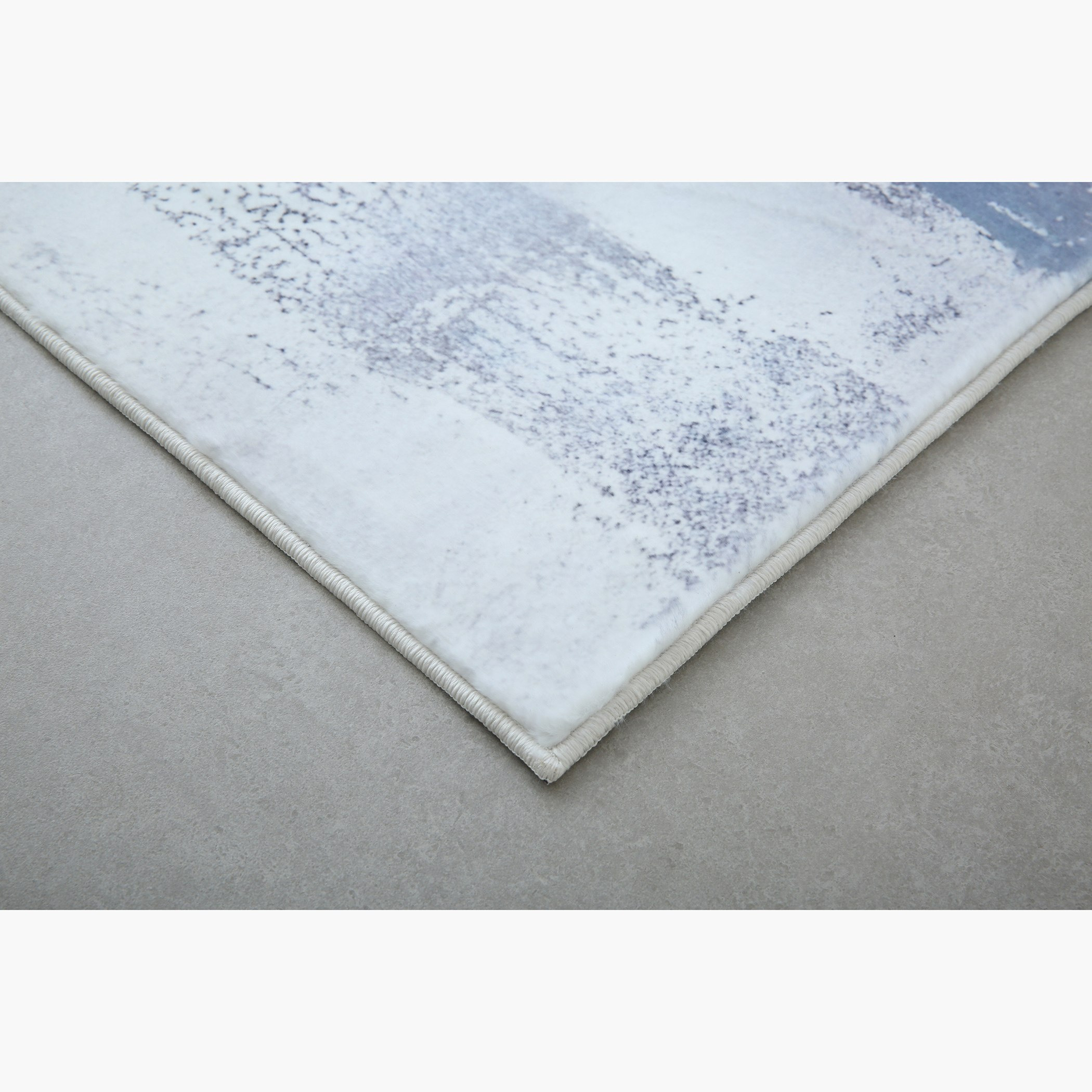 Milan Benito Printed Plush Fur Rug - 120x170 cm-hbxdecorandfurnishings-floorcoverings-rugs-image-2