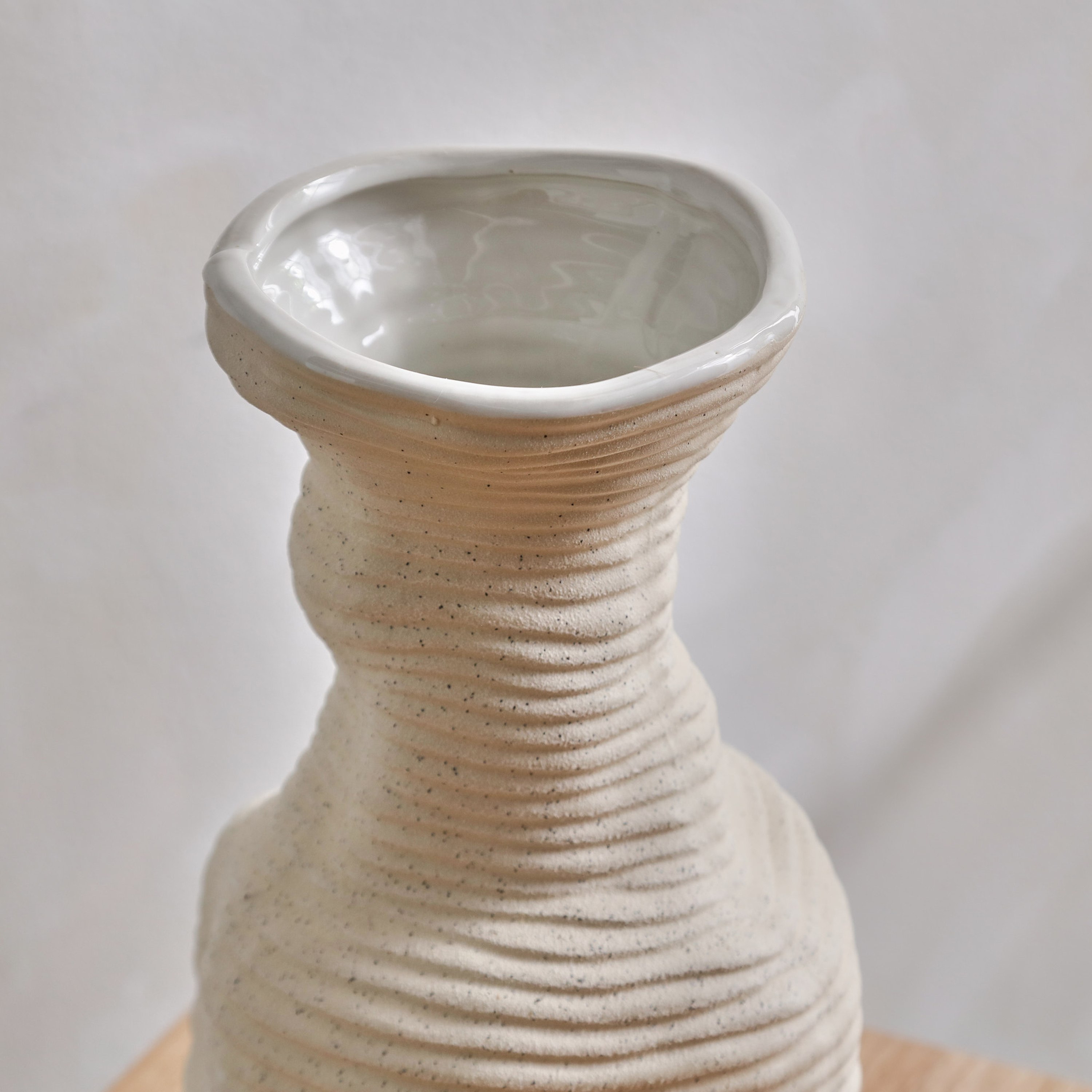 Quinn Organic Shape Ceramic Vase - 15.5x15.5x28.5 cm-hbxbedroom-decorandaccessories-vases-image-3