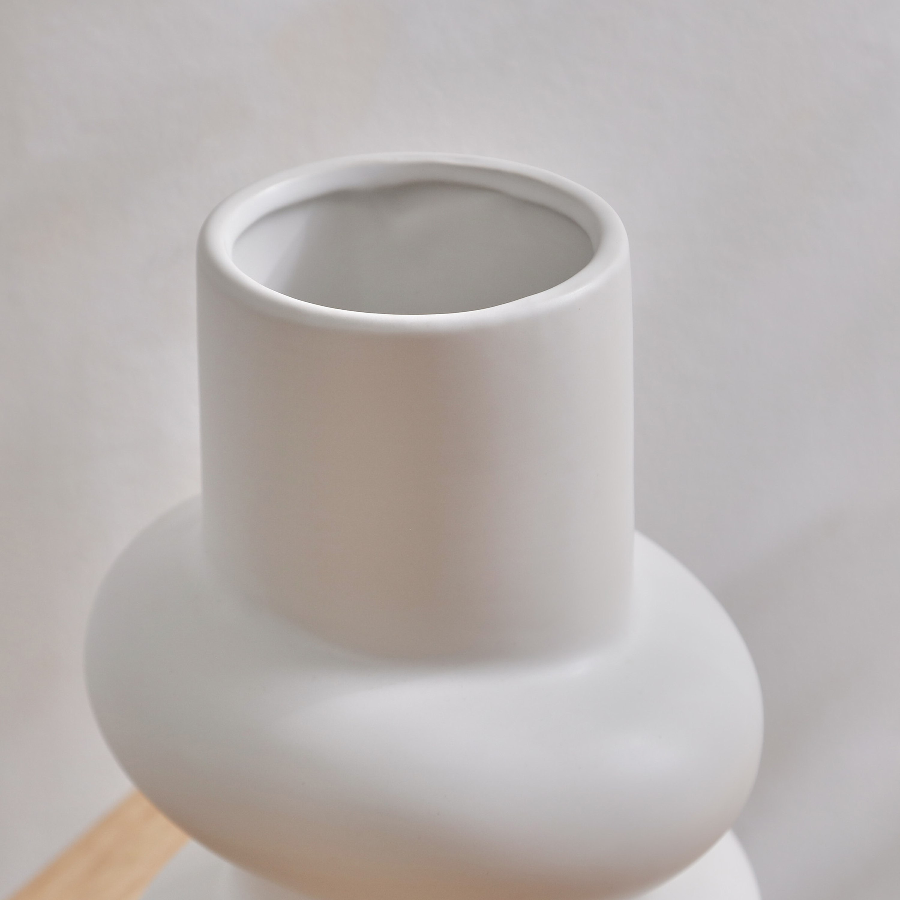 Quinn Ceramic Earthy Vase - 14x14x22 cm-PROMO_HB_AE_B2G2_011025-image-3