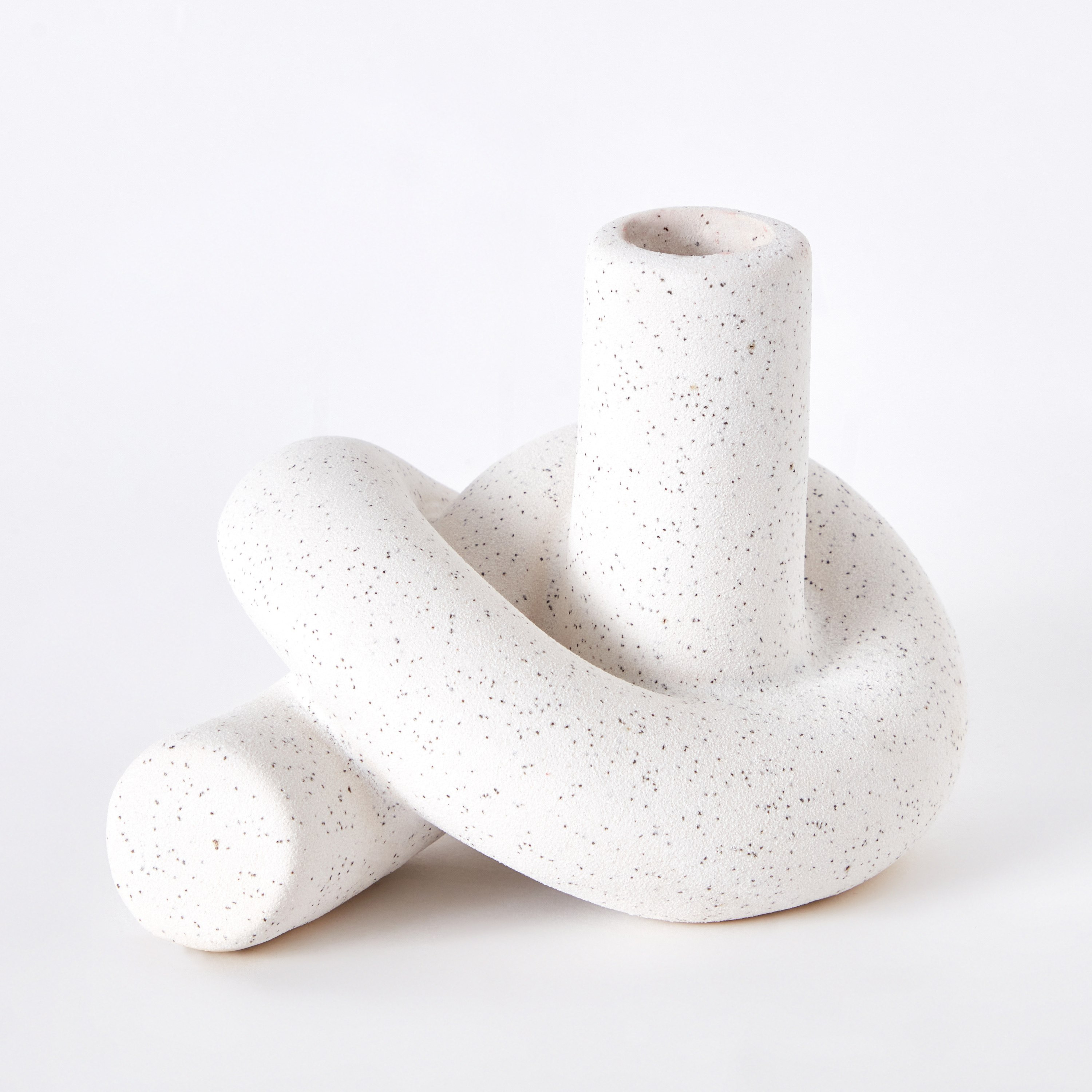 حامل شموع سيراميك ملتوي من كوين - 14x12.5x11 سم-hbxlivingroom-decorandaccessories-candleholders-image-6