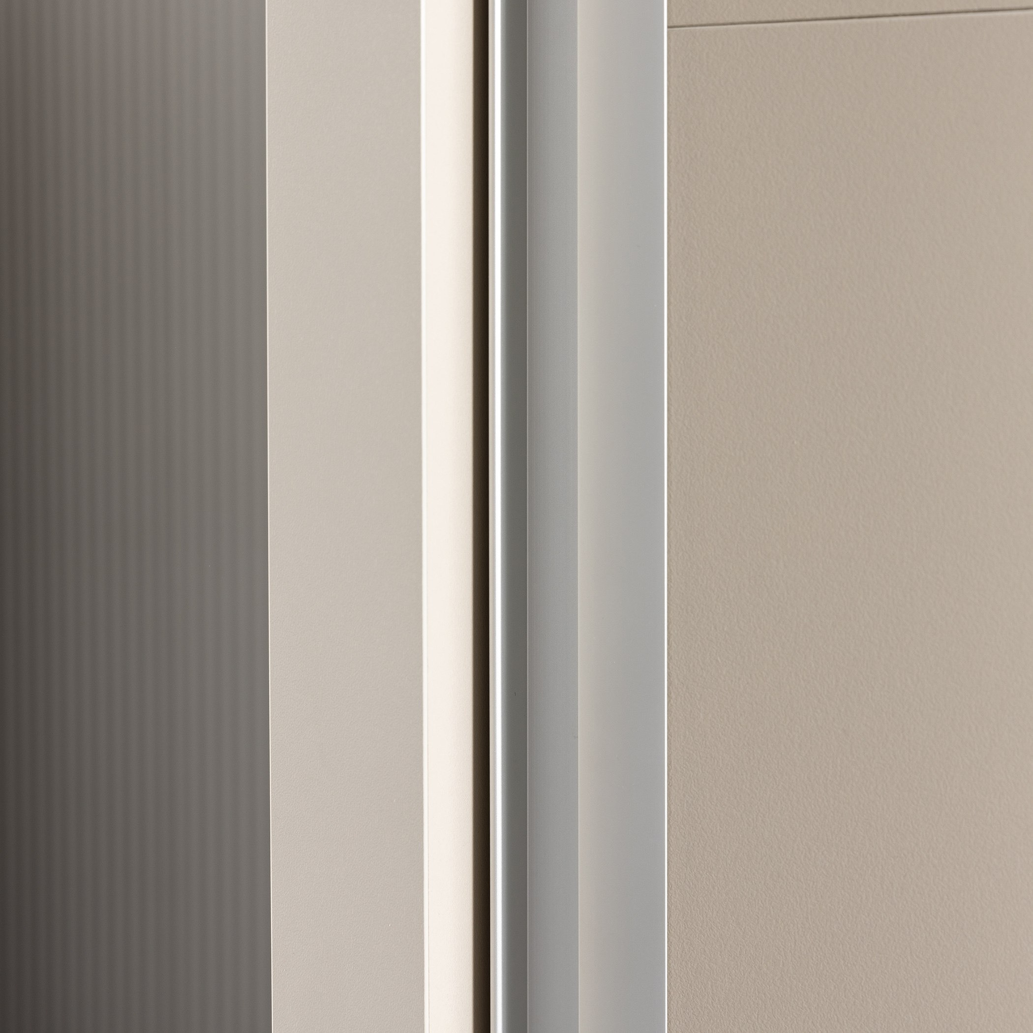 خزانة ملابس بباب انزلاقي ومرآة من كينجستون-hbxfurniture-wardrobes-image-11