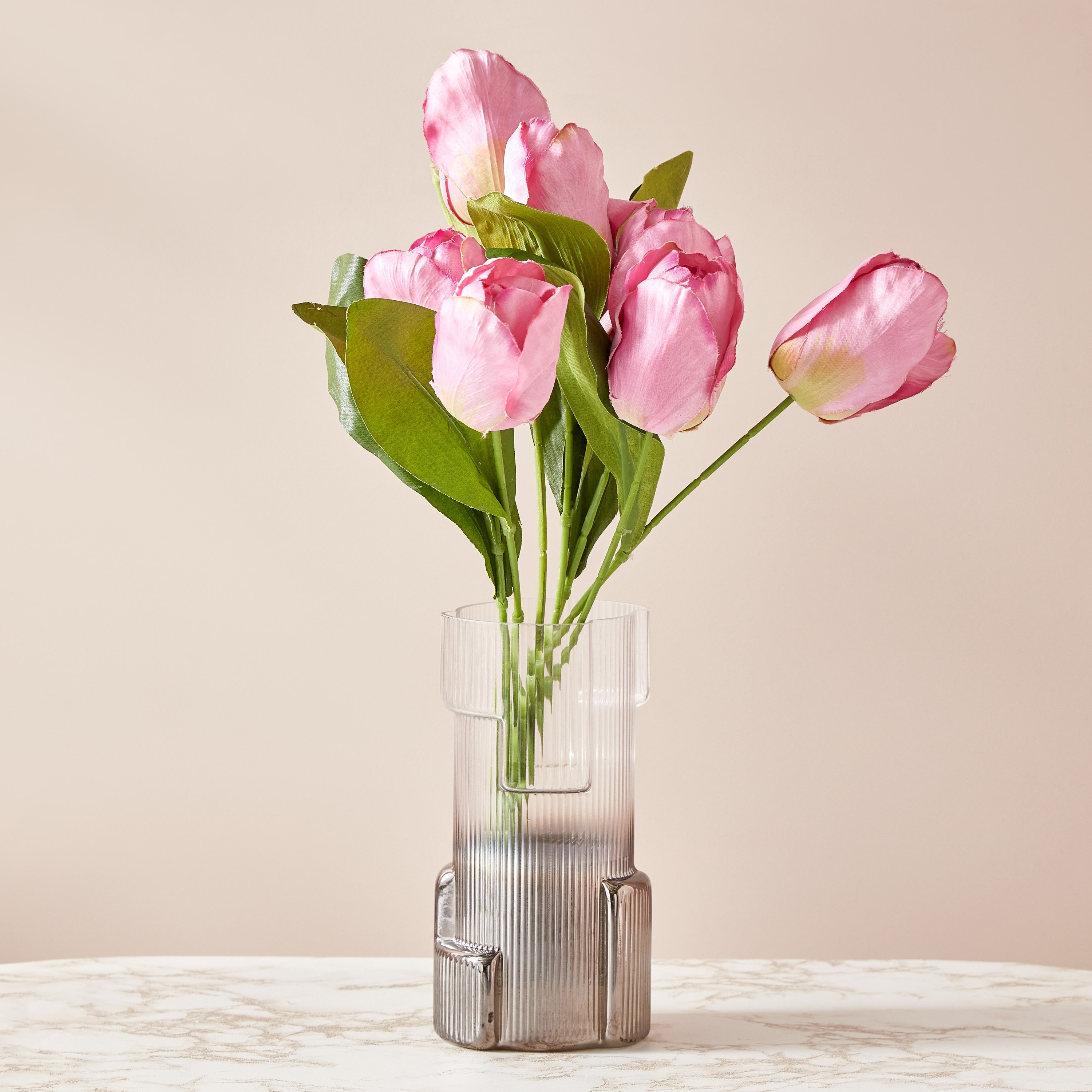 مزهرية زجاجية مضلعة من أوليجو - 13x25 سم-hbxbedroom-decorandaccessories-vases-image-1