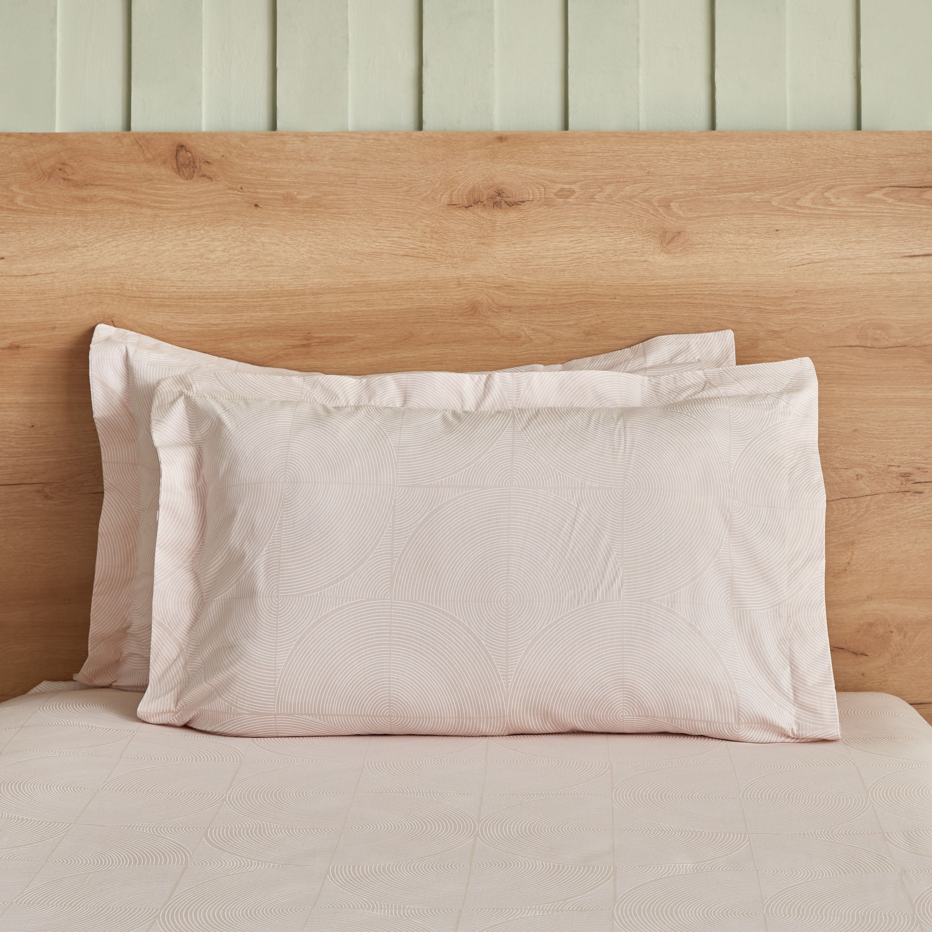 طقم غطاء وسادة قطن بطبعات مالاكس قطعتين من هيوستن- 50x75 سم-hbxhomeware-hbxbedroom-image-3