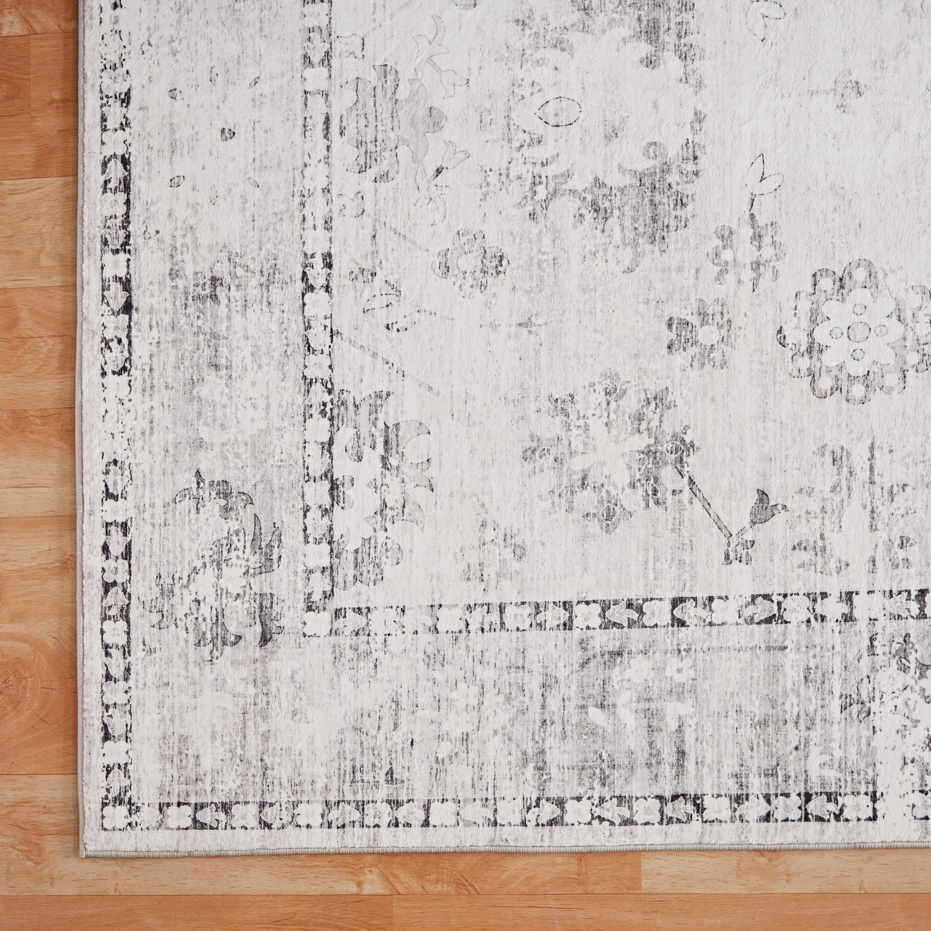 سجادة مخملية زارا من ميراج - 160x230 سم-hbxdecorandfurnishings-floorcoverings-rugs-image-2