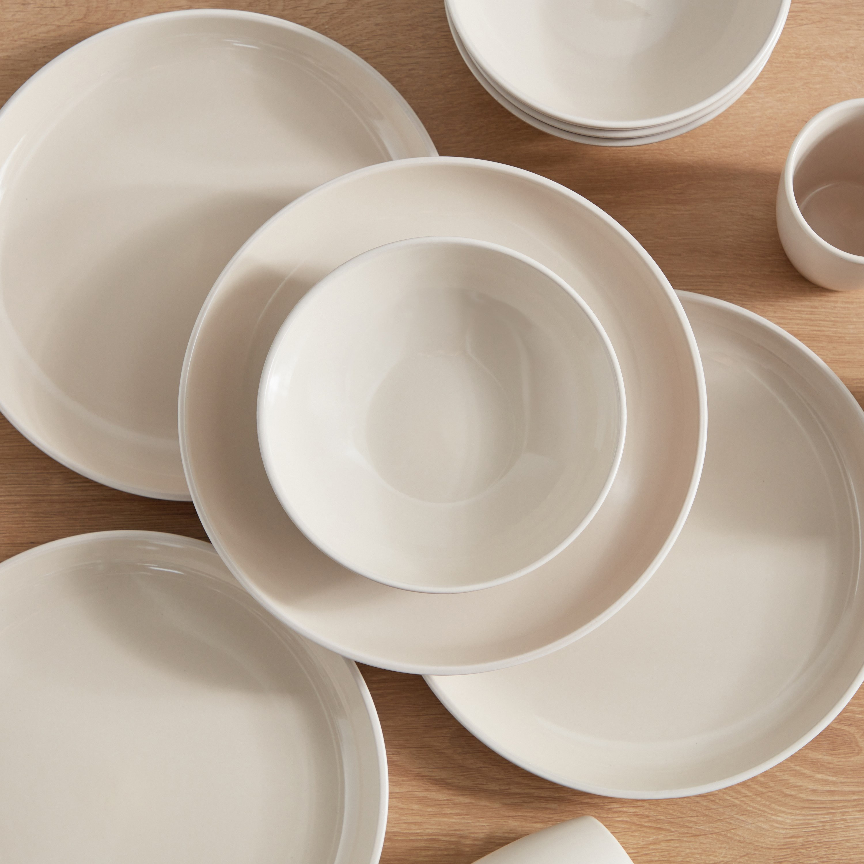 طقم عشاء 12 قطعة من الخزف الحجري من إليجنزا - 4 أشخاص-hbxhomeware-hbxkitchen-image-3