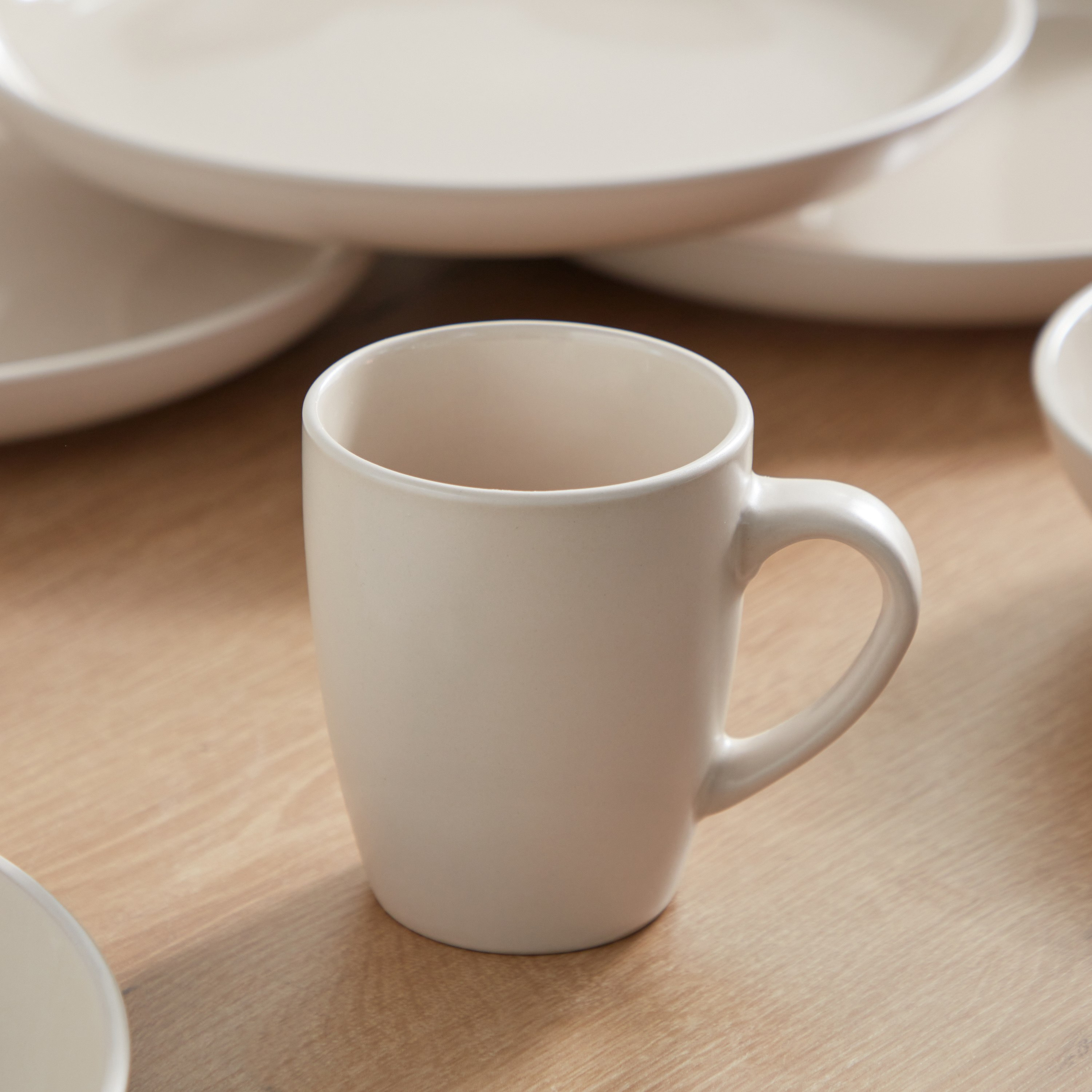 طقم عشاء 12 قطعة من الخزف الحجري من إليجنزا - 4 أشخاص-hbxhomeware-hbxkitchen-image-5