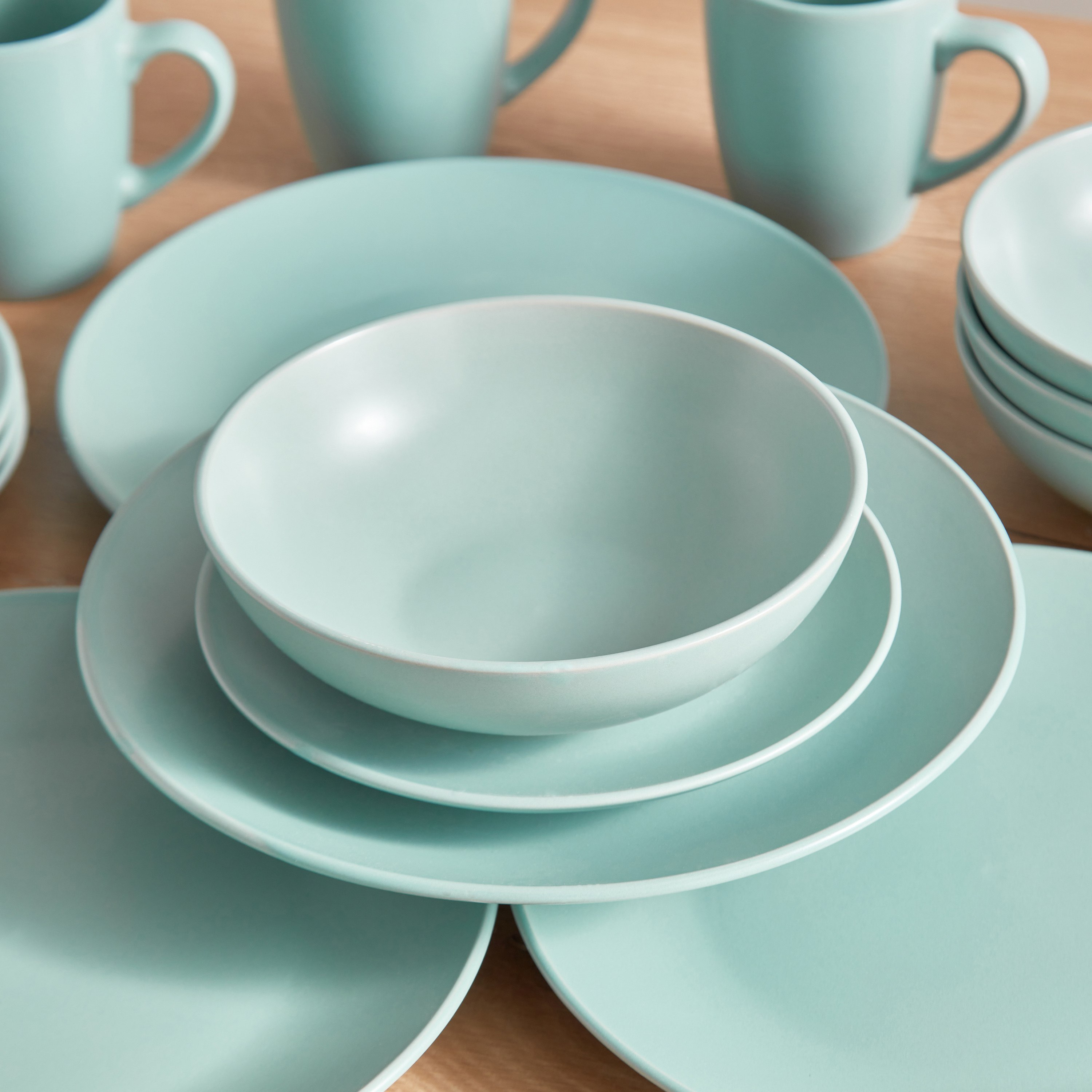 طقم عشاء 16 قطعة من الخزف الحجري من إليجنزا - 4 أشخاص-hbxhomeware-hbxkitchen-image-4