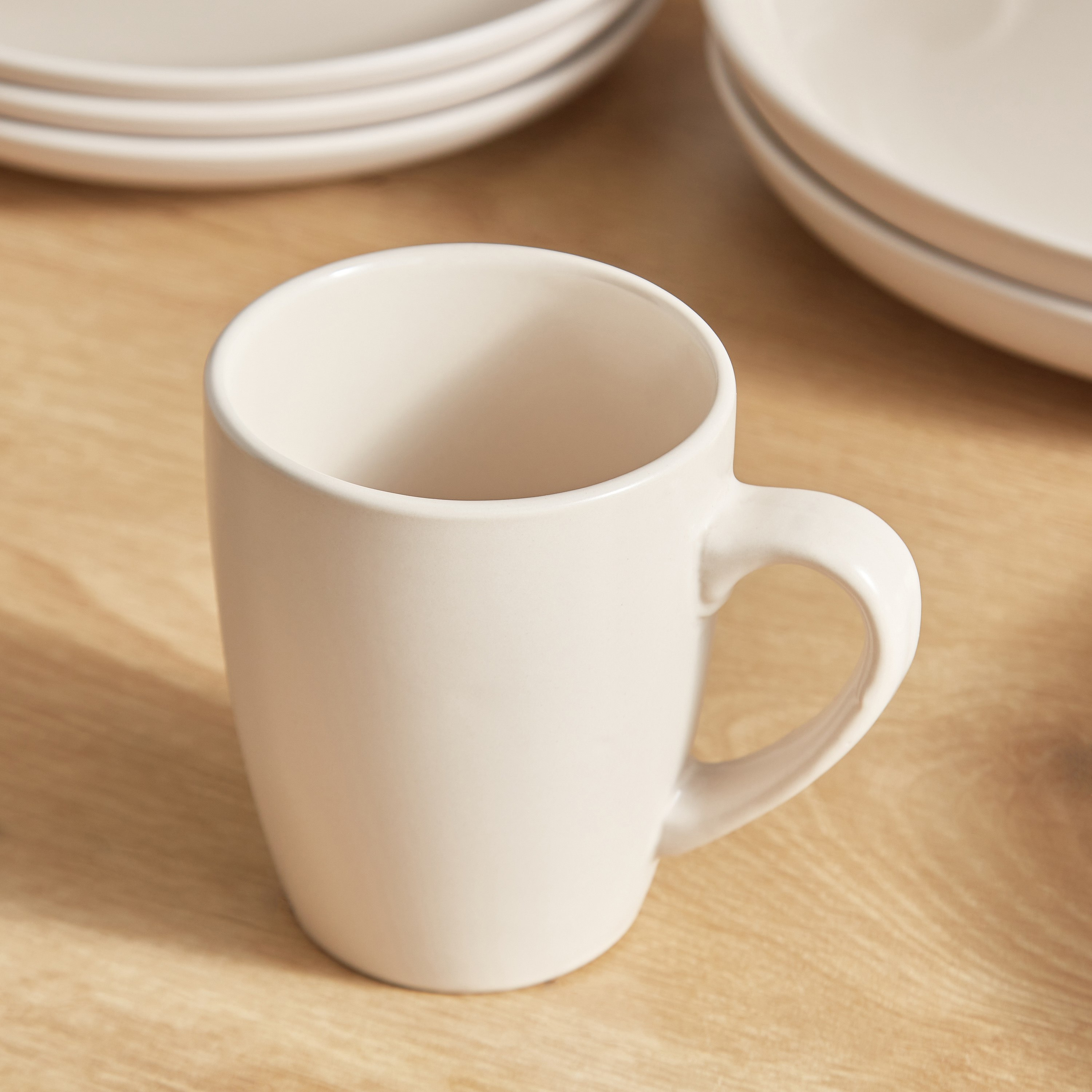 طقم عشاء 16 قطعة من الخزف الحجري من إليجنزا - 4 أشخاص-hbxhomeware-hbxkitchen-image-5