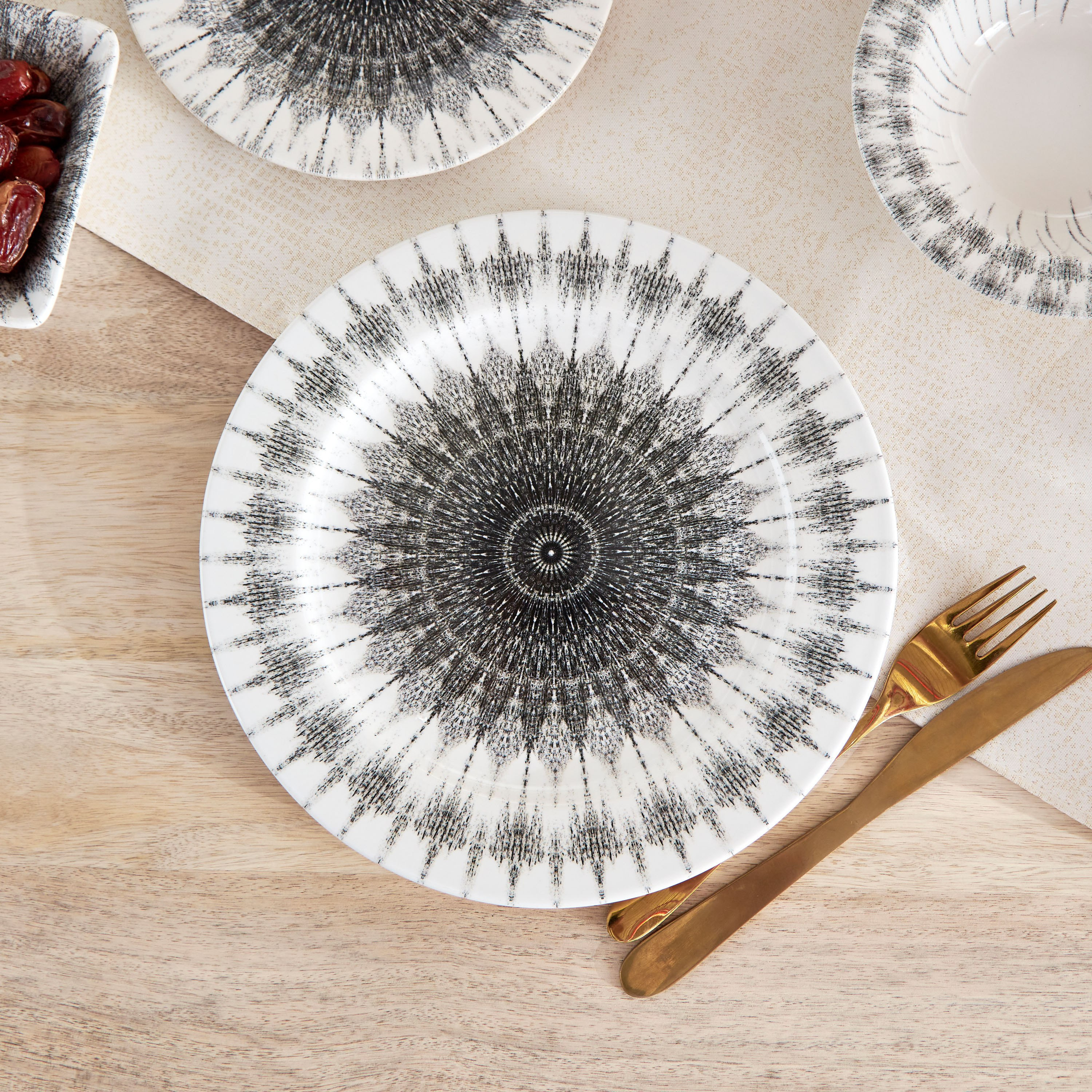 صحن عشاء من كوزميك - 27 سم-hbxdecorandfurnishings-tabletop-crockery-image-1
