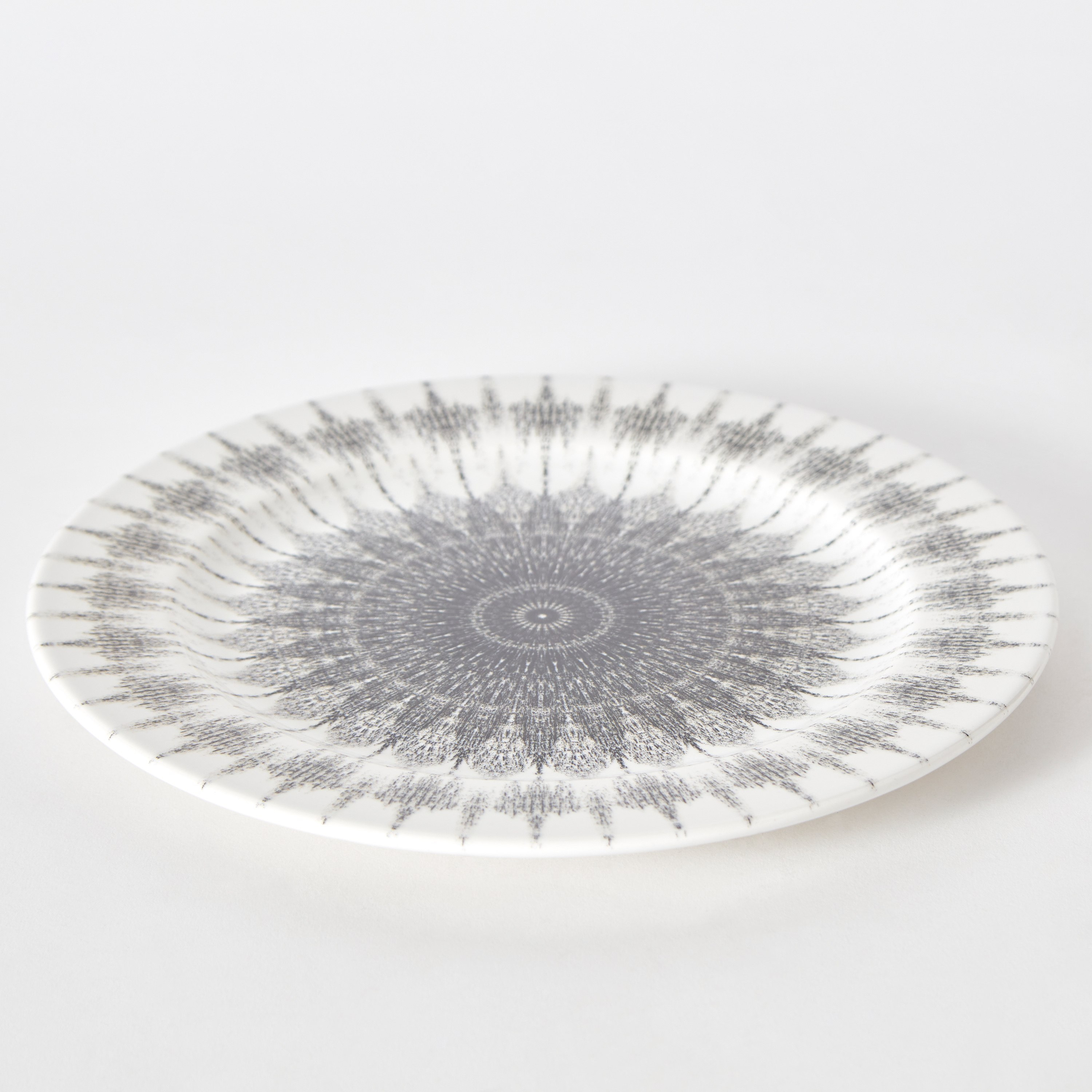 صحن عشاء من كوزميك - 27 سم-hbxdecorandfurnishings-tabletop-crockery-image-5