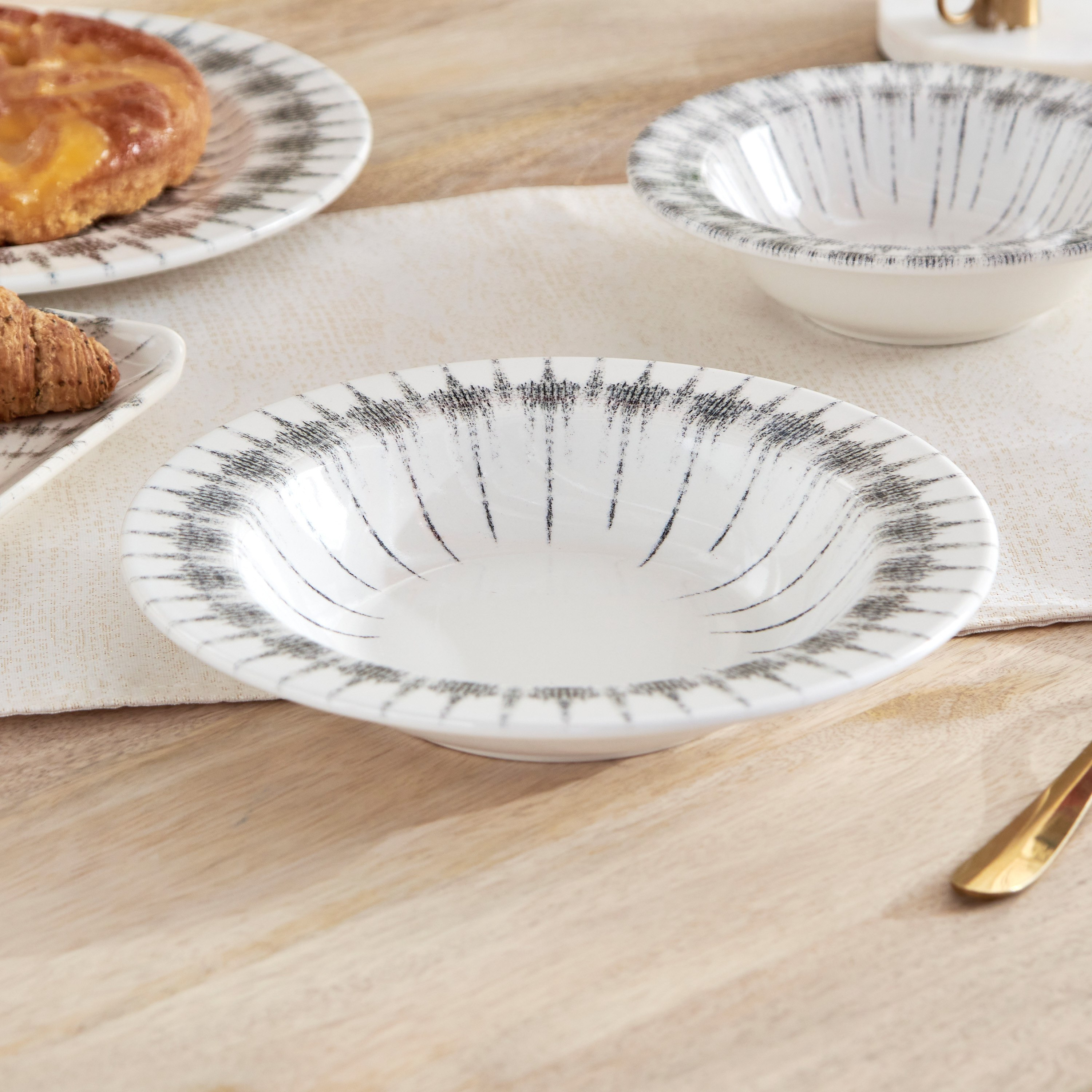 صحن مكرونة من كوزميك- 22 سم-hbxdecorandfurnishings-tabletop-crockery-image-1