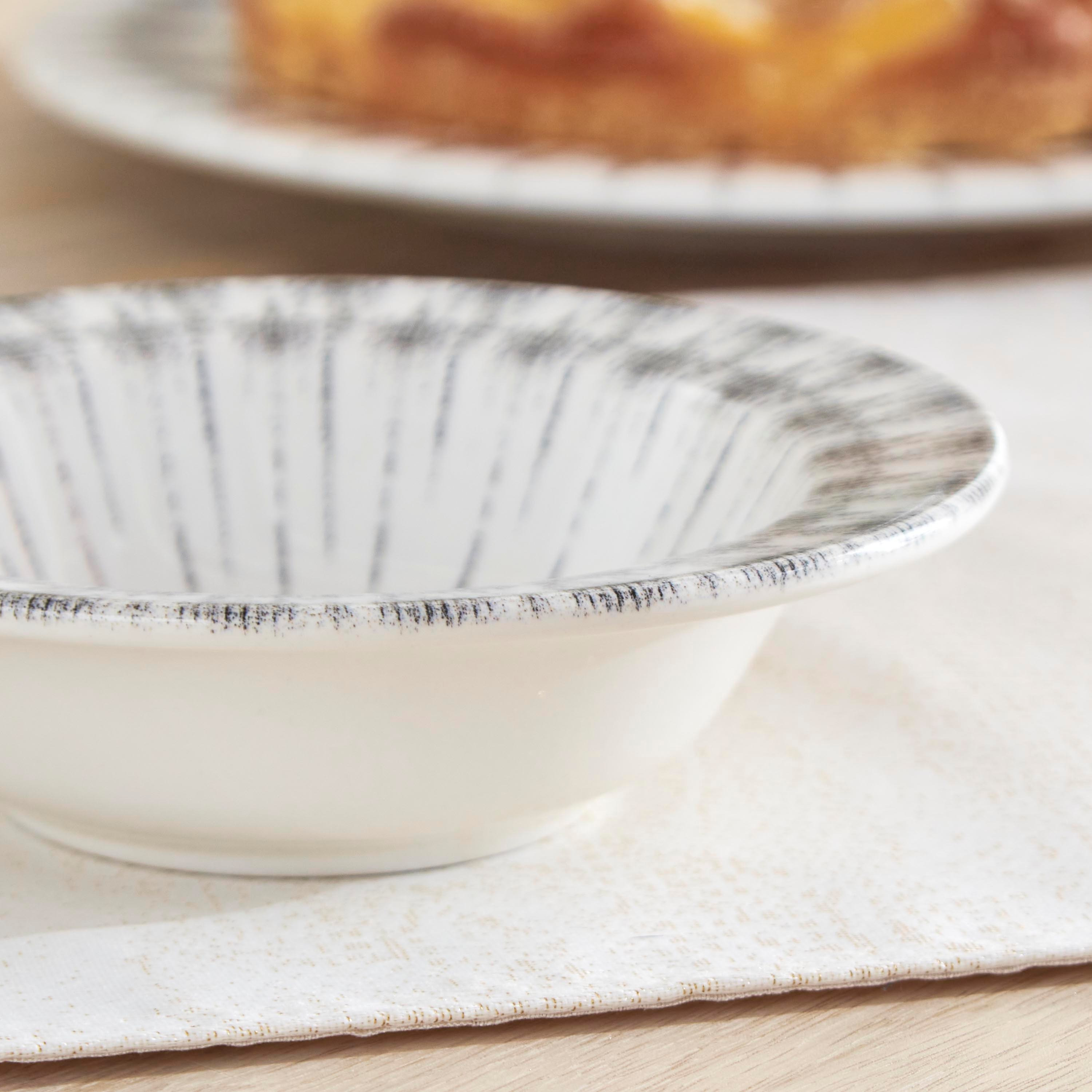 وعاء تقديم من كوزميك - 17 سم-hbxdecorandfurnishings-tabletop-crockery-image-4