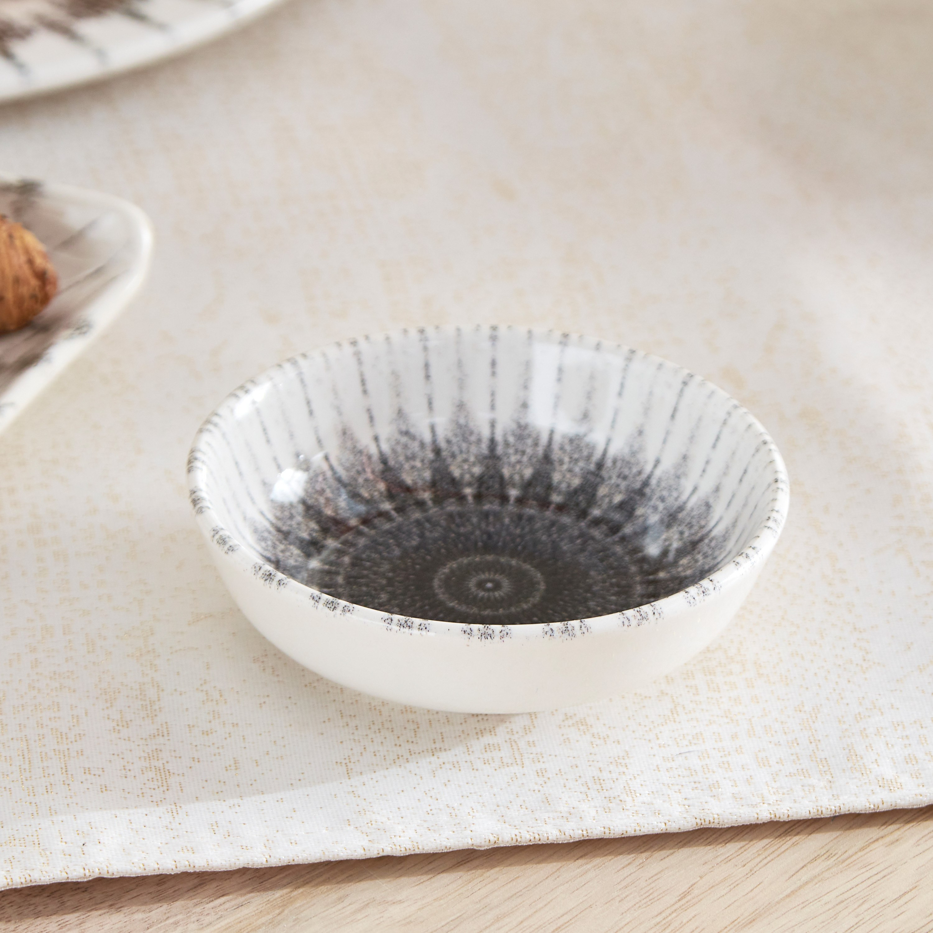 وعاء وجبات خفيفة من كوزميك - 10.5 سم-hbxdecorandfurnishings-tabletop-crockery-image-1