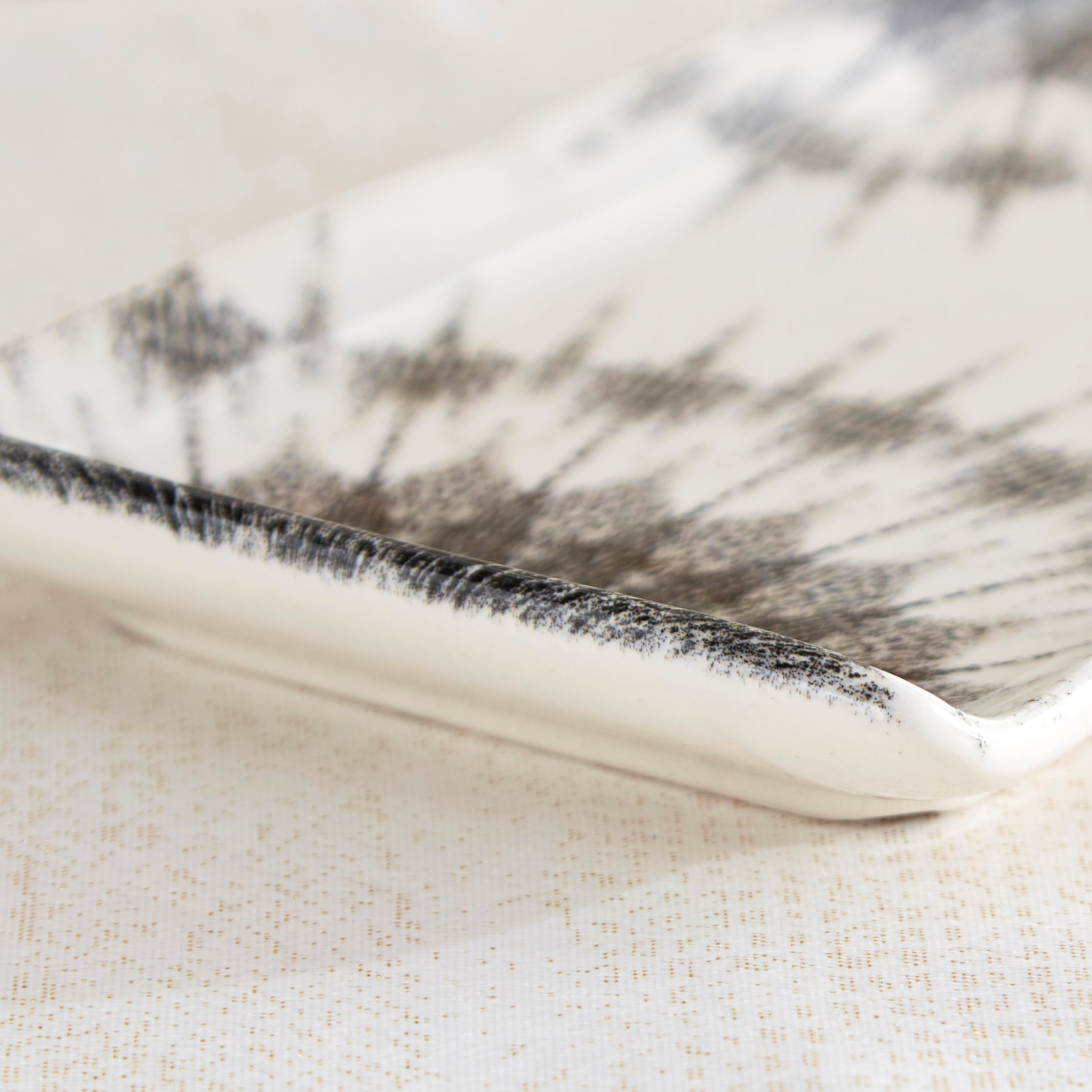 صحن مستطيلي من كوزميك - 12.5x24 سم-hbxdecorandfurnishings-tabletop-serveware-image-4