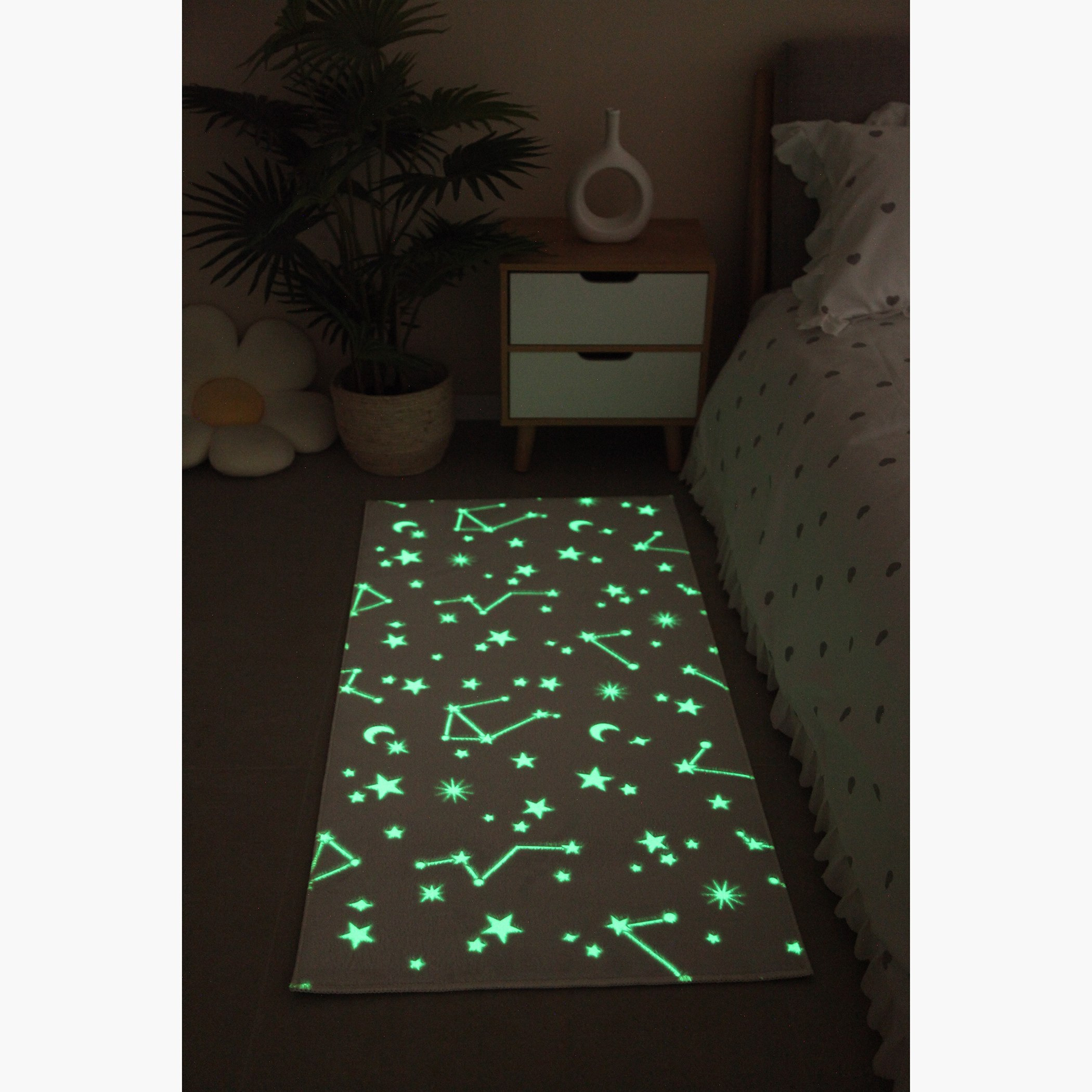 سجادة بتصميم مجرة متلألئة تتوهج في الظلام من بن - 60x120 سم-hbxhomeware-hbxkidsandyouth-image-2