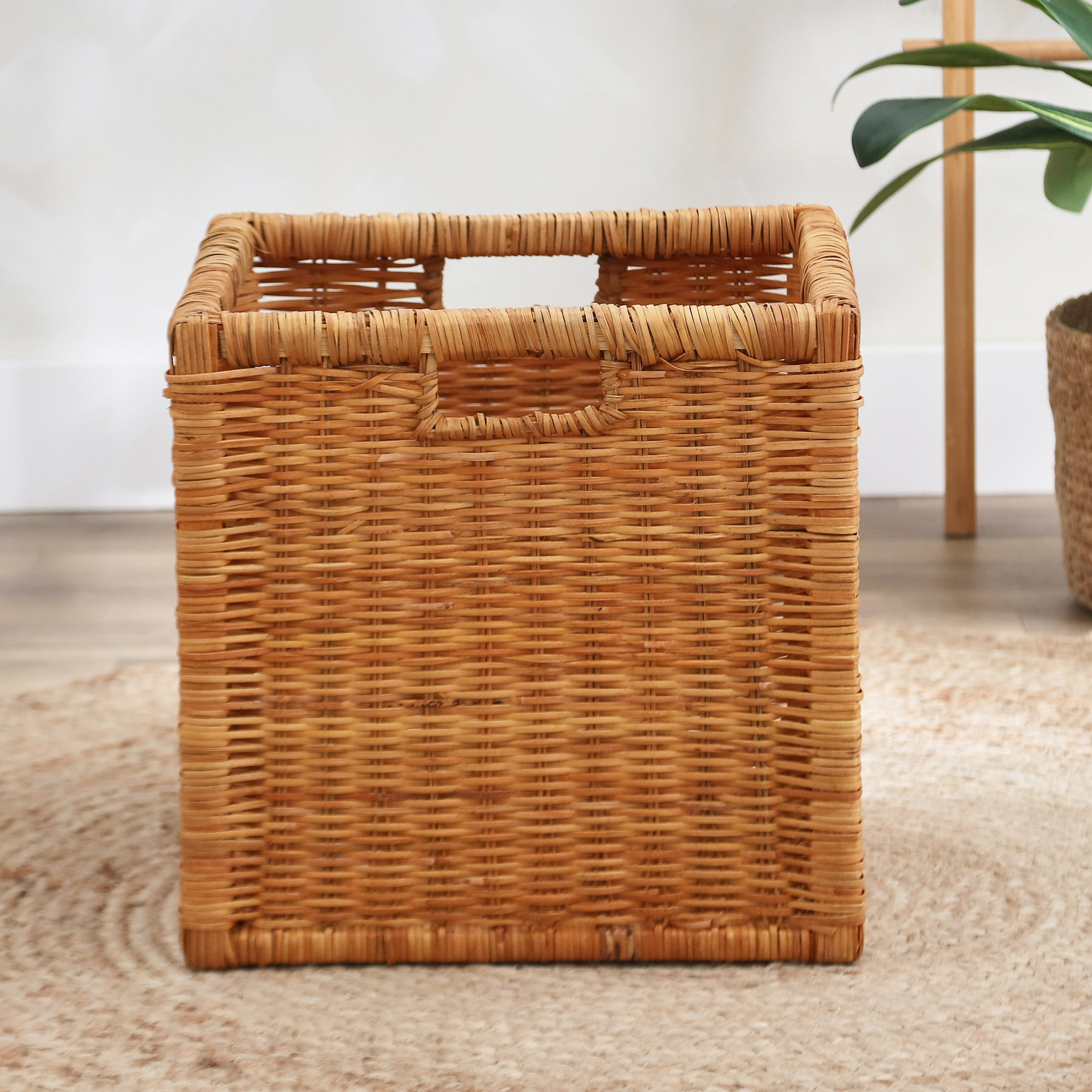 صندوق مكعب من الروطان من ناتورا - 32x33x32 سم-hbxbedroom-bedroomaccessories-bedroomstorage-image-4
