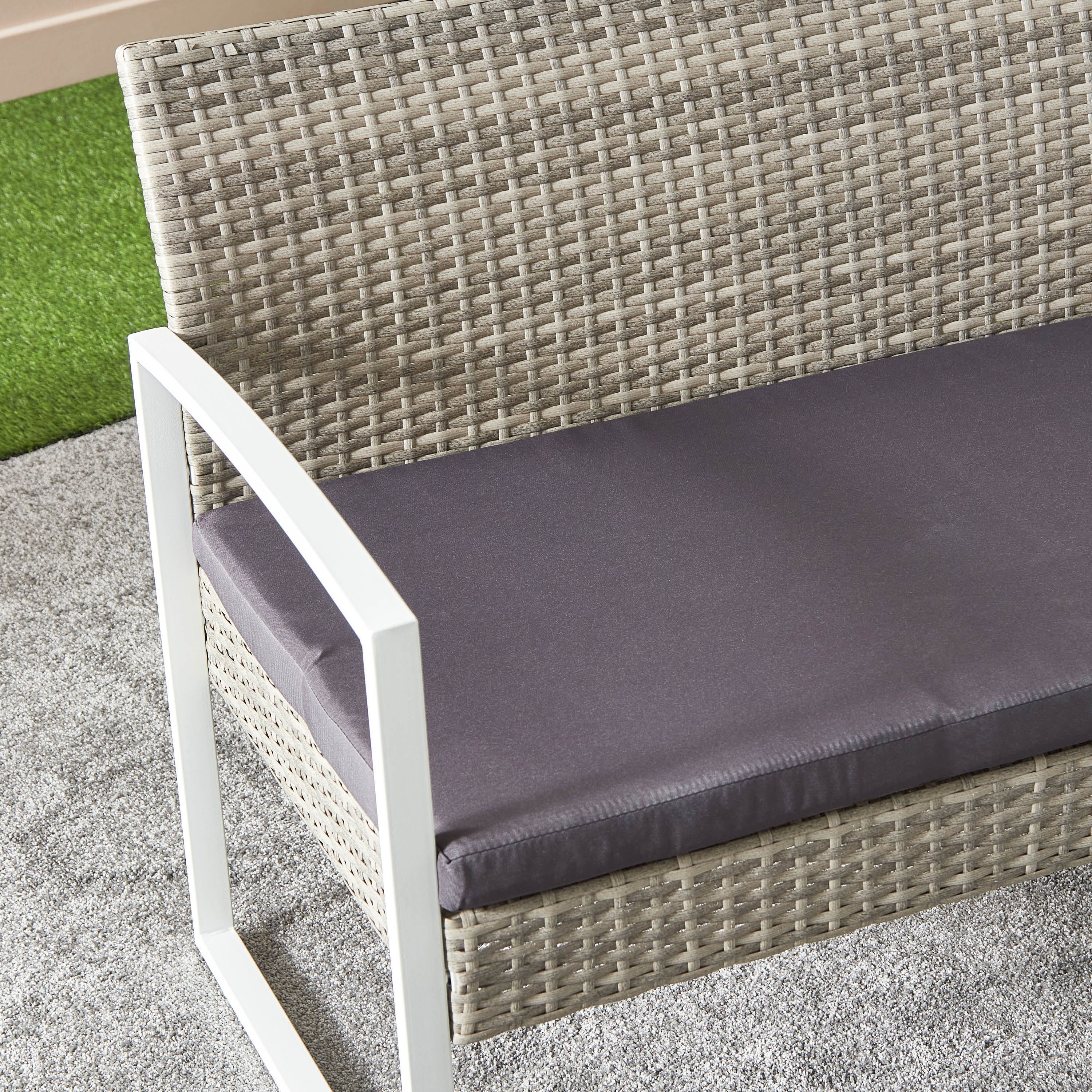 طقم طاولة قهوة 4 مقاعد للمساحات الخارجية مع وسائد من ميكونوس-hbxoutdoor-hbxoutdoorfurniture-sofasets-image-10