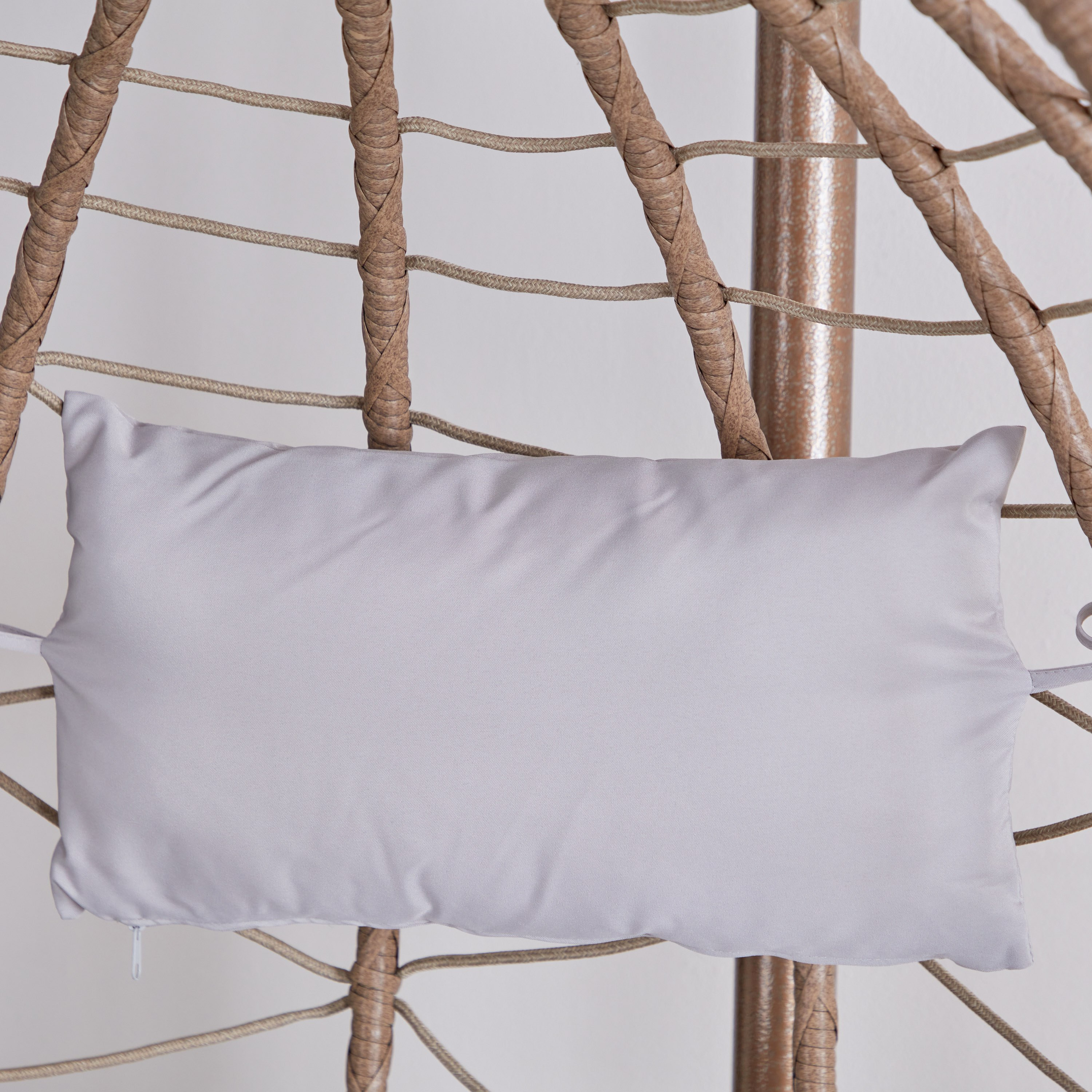Vera Santoni Outdoor Swing with Cushions-hbxfurniture-outdoor-swingsandchairs-image-7