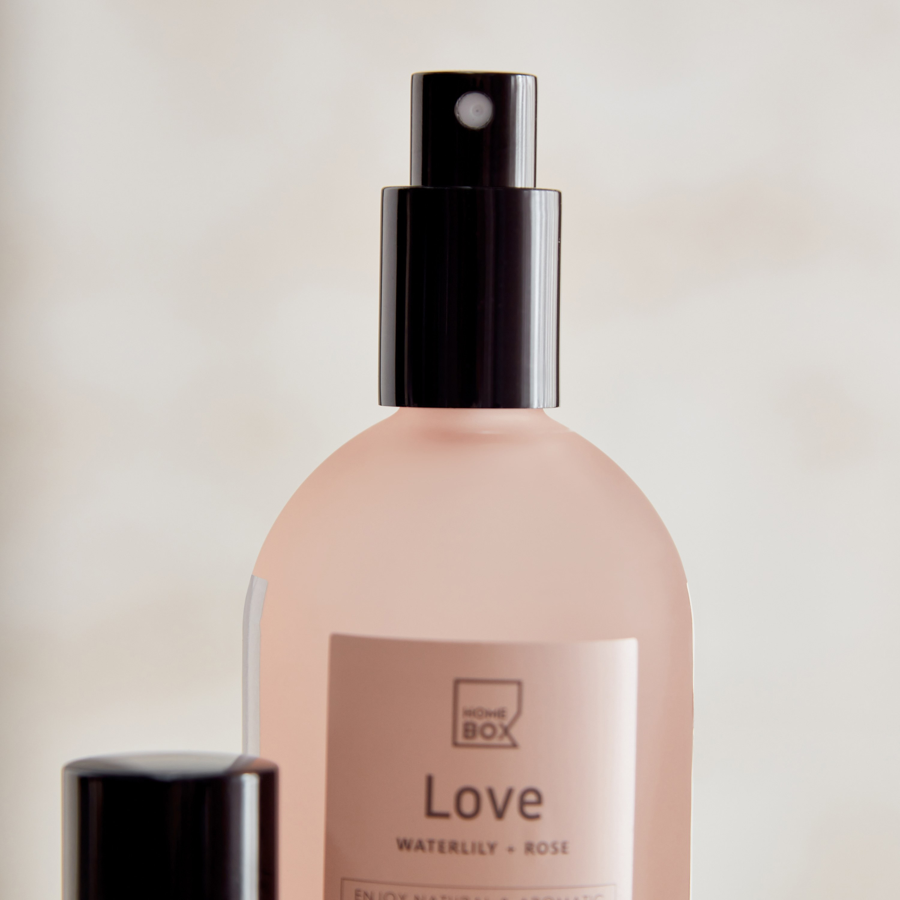 معطر غرف لاف من سنتمنت - 100 مل-hbxdecorandfurnishings-homefragrance-roomfreshnersandaromamist-image-3