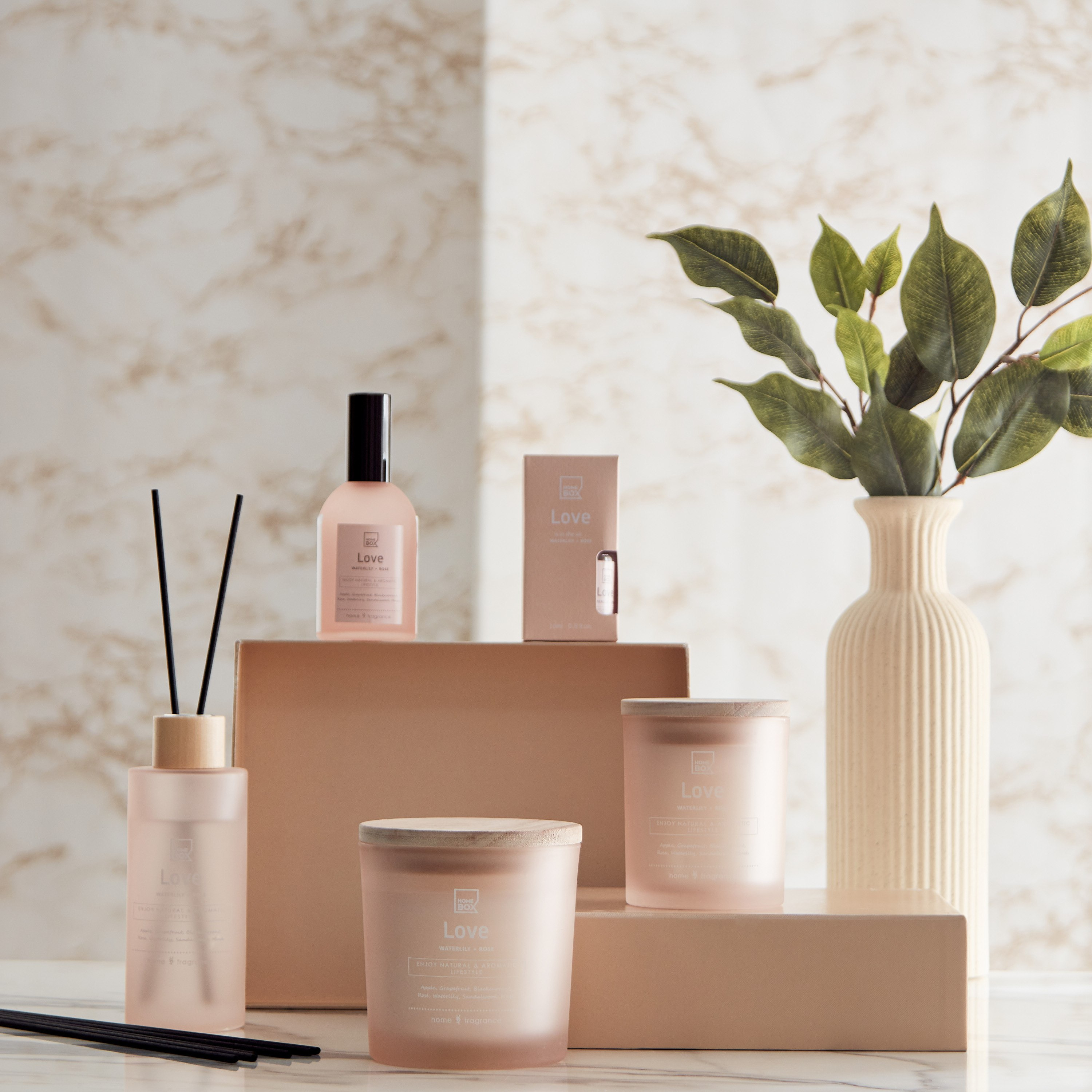 زيت عطري لاف من سنتمنت - 15 مل-hbxdecorandfurnishings-homefragrance-roomfreshnersandaromamist-image-3