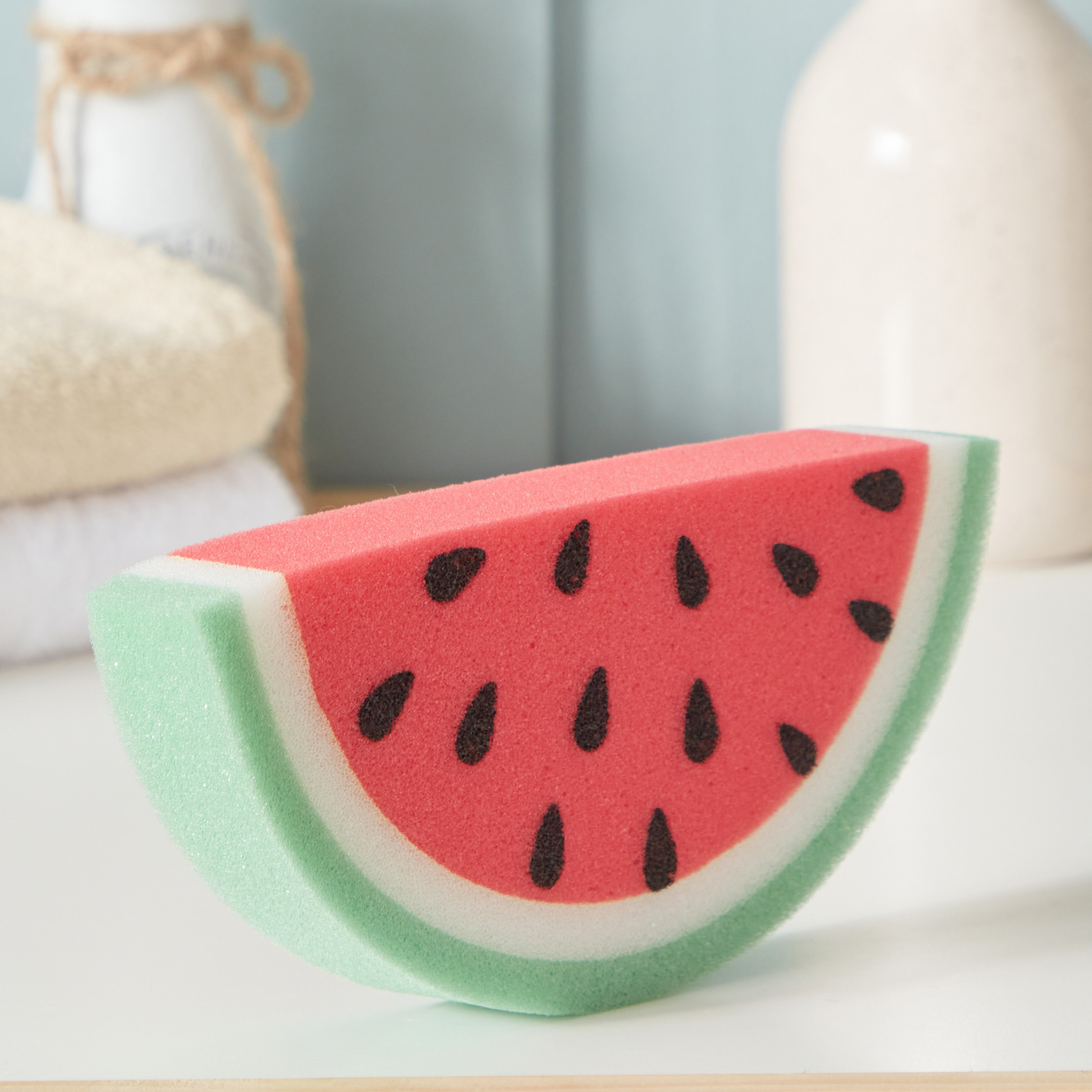 إسفنجة استحمام بتصميم بطيخة - 19x9.5x3 سم-hbxhomeware-hbxkidsandyouth-image-1
