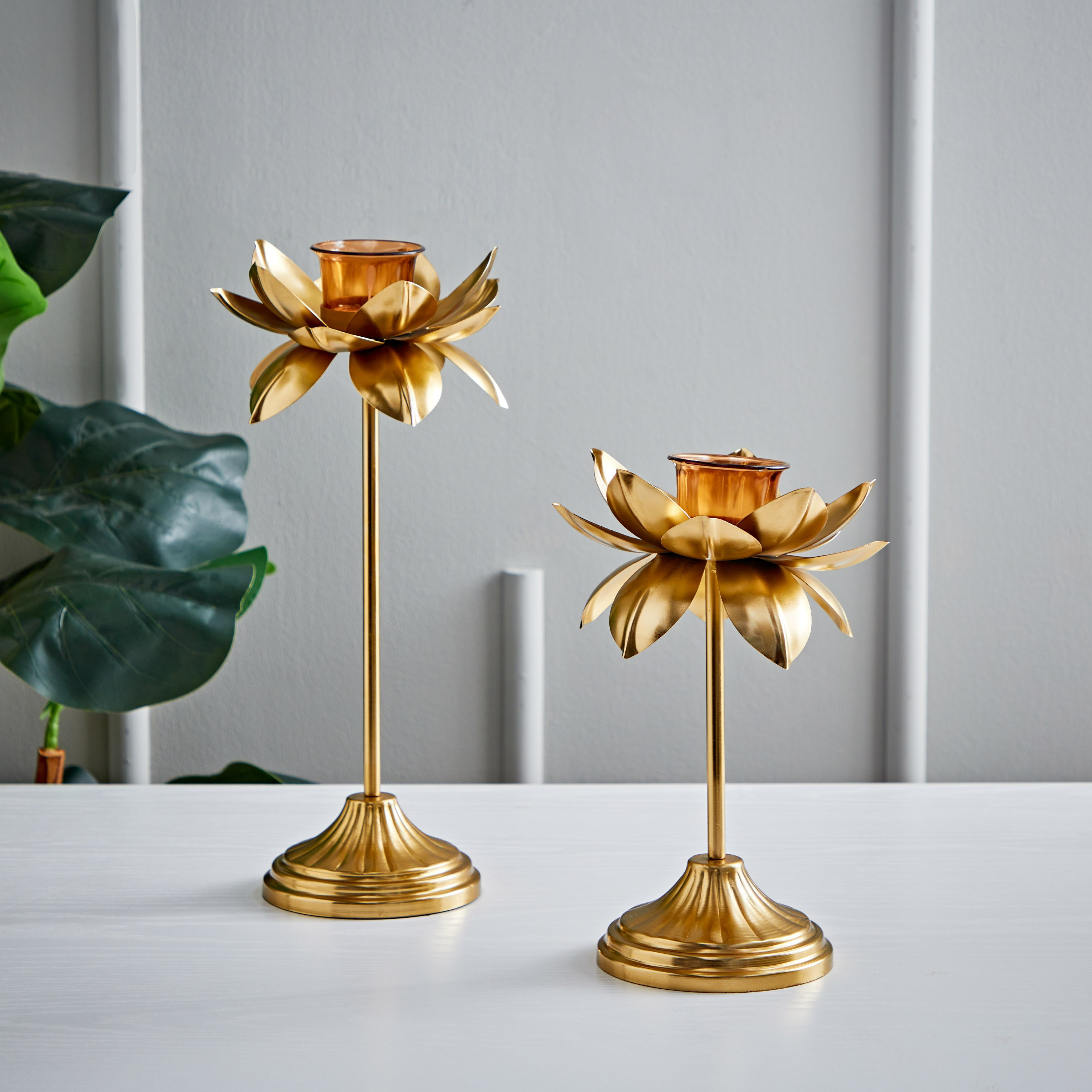 حامل شموع صغيرة معدن بشكل لوتس من كيرا - قطعتين-hbxlivingroom-decorandaccessories-candleholders-image-2