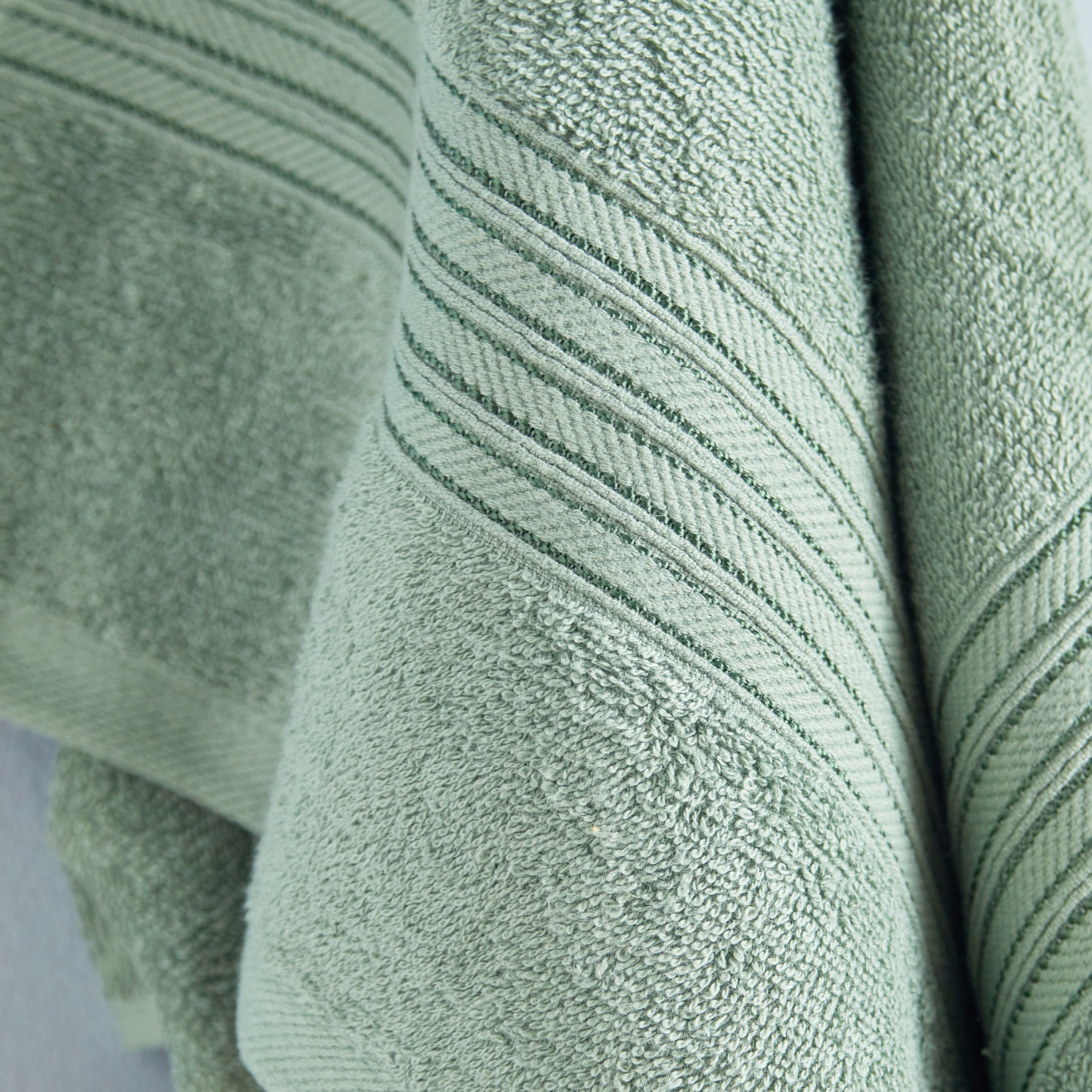 منشفة يد ممشطة من إسنشيال - 50x90 سم-hbxbathroom-bathroomtextiles-image-3