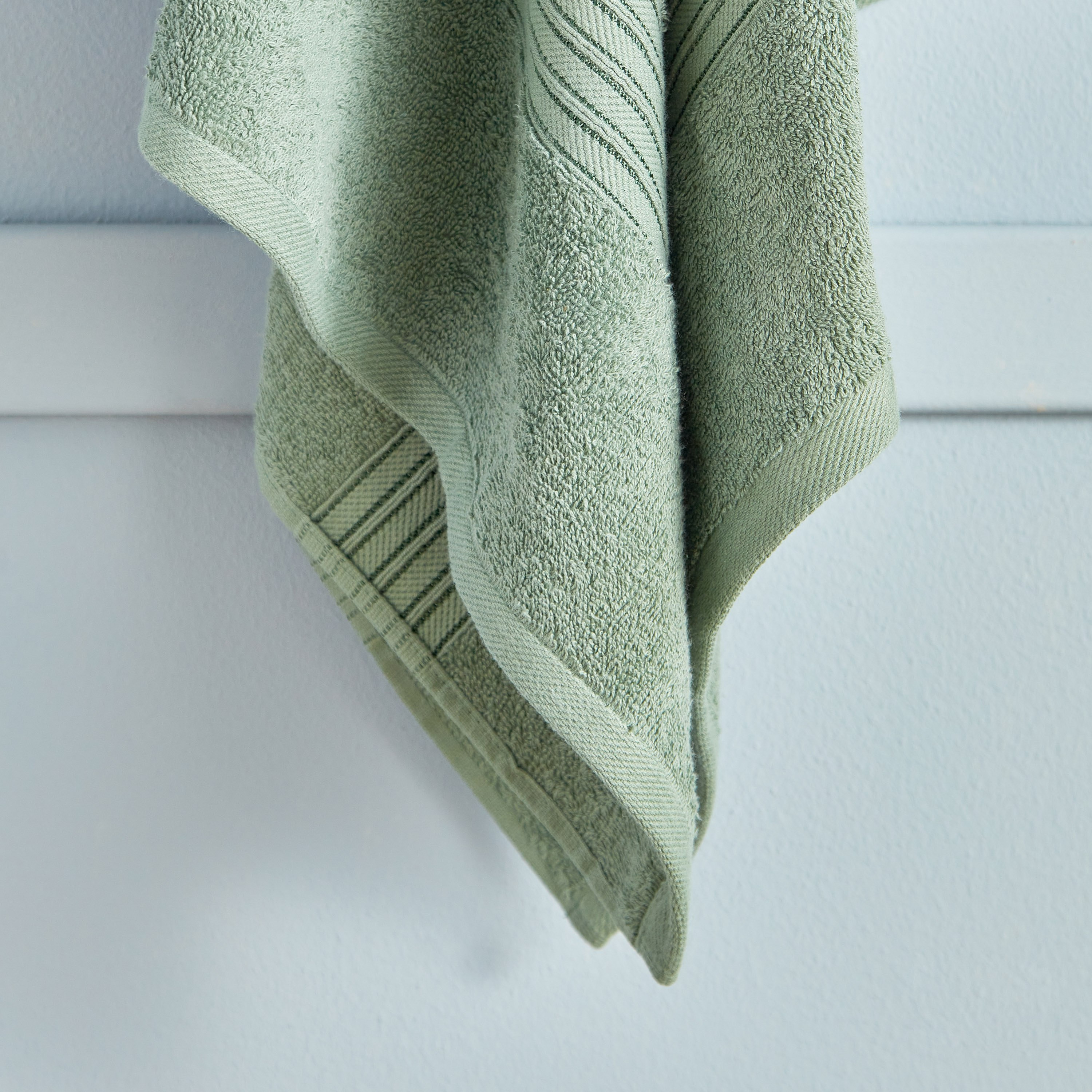 منشفة حمام ممشطة من إسنشيال - 70x140 سم-hbxbathroom-bathroomtextiles-image-4