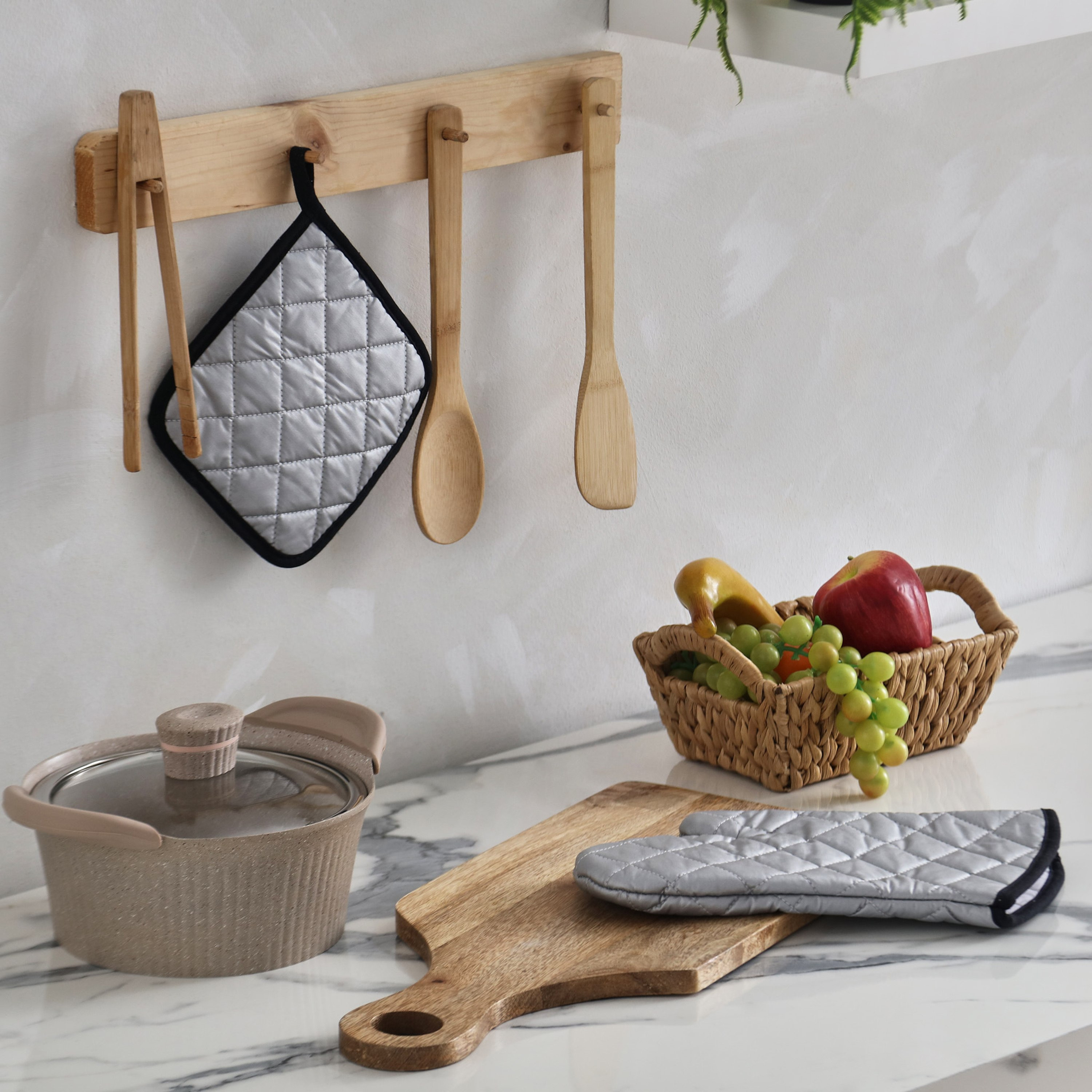 طقم حامل وعاء وقفازات من رايلي من قطعتين-hbxhomeware-kitchenware-kitchenlinens-image-1
