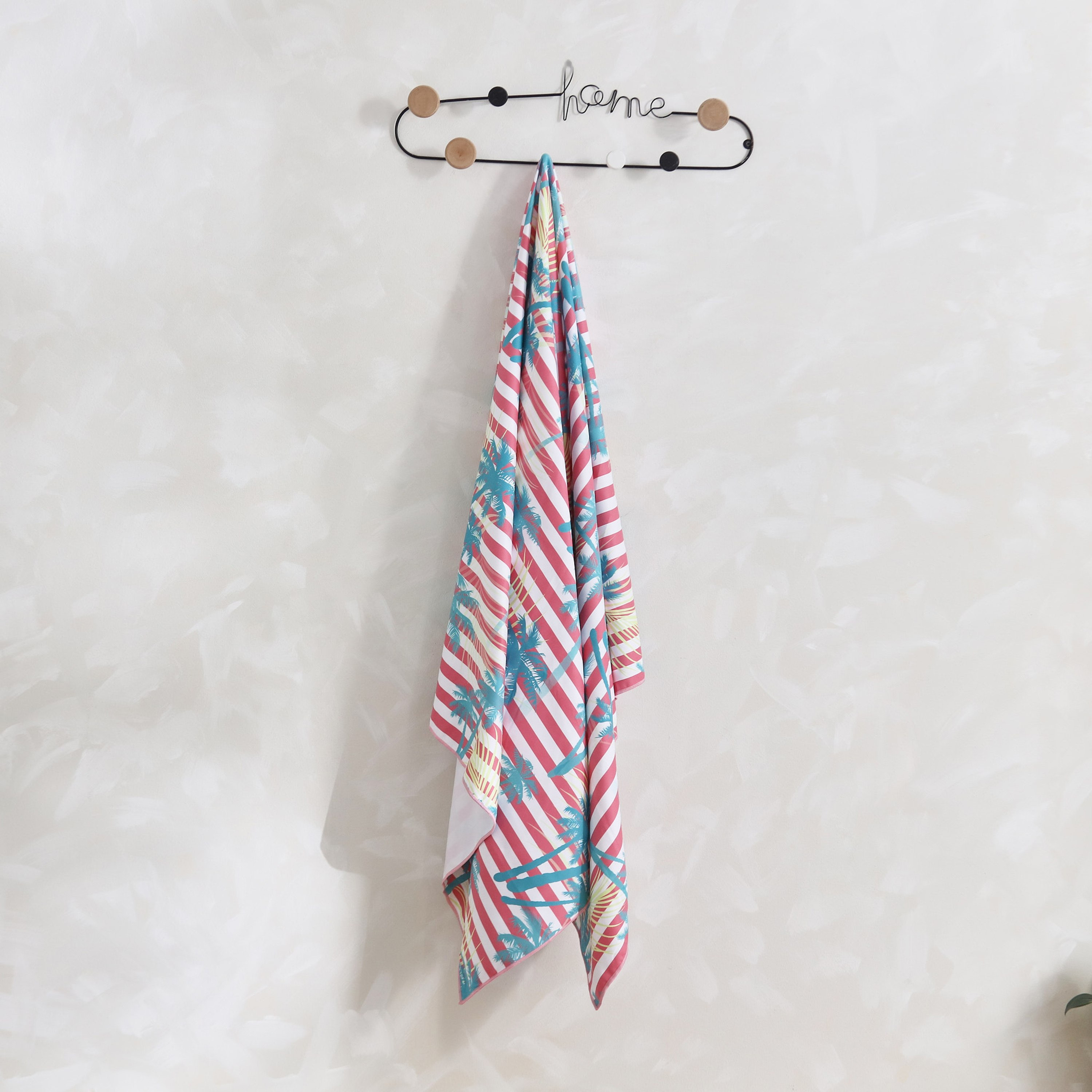منشفة شاطئ بطبعات رقمية خالية من بالم - 110x170 سم-hbxbathroom-bathroomtextiles-image-1