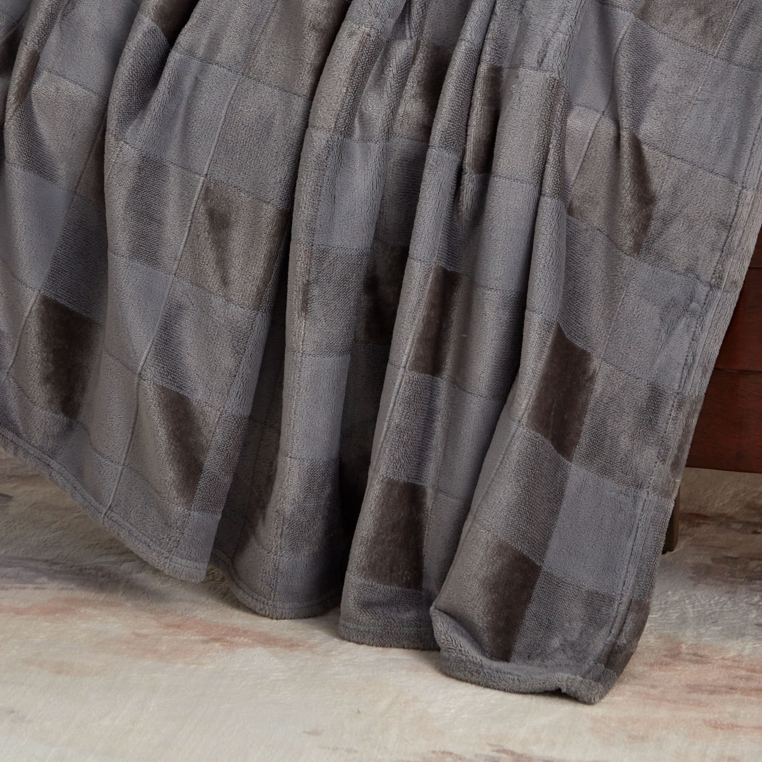 بطانية كوين كاروهات طبقة واحدة من ليور - 200x220 سم-hbxhomeware-hbxbedroom-image-7