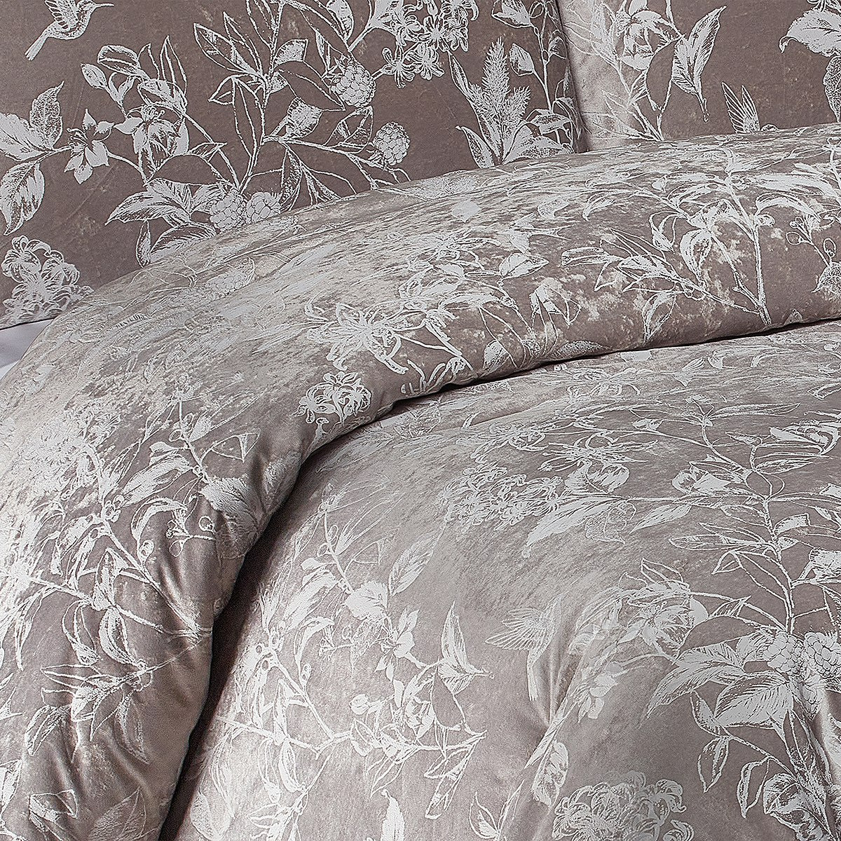 طقم لحاف كينج مخملي منقوش 3 قطع من نيفيس - 220x240 سم-hbxhomeware-hbxdecorandfurnishings-image-3