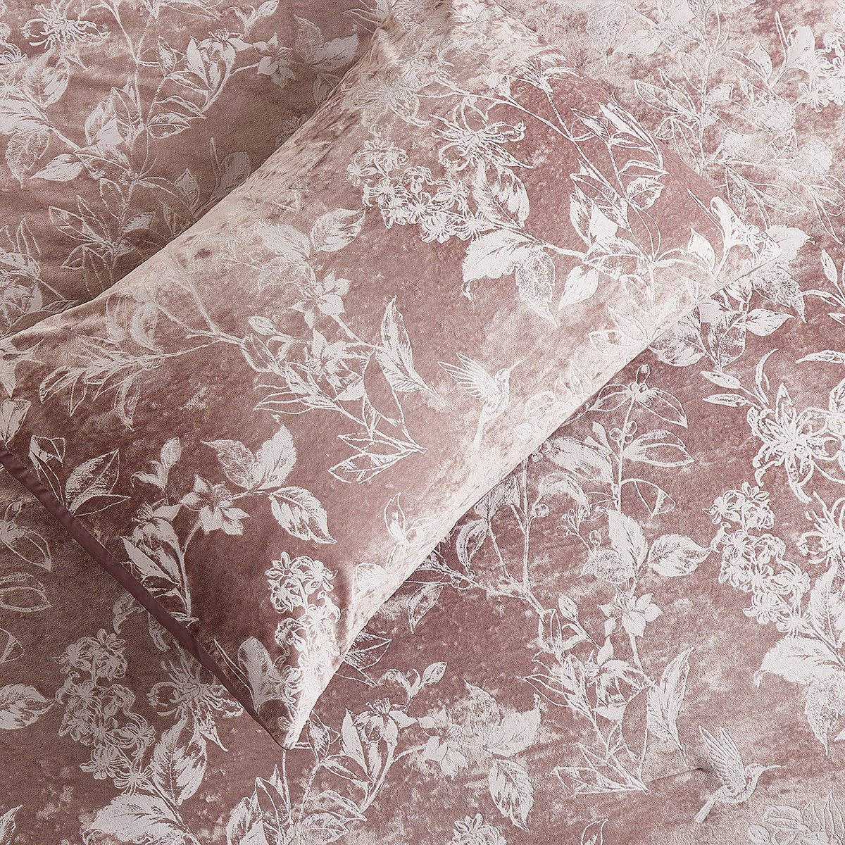 طقم لحاف كينج مخملي منقوش 3 قطع من نيفيس - 220x240 سم-hbxhomeware-hbxdecorandfurnishings-image-4