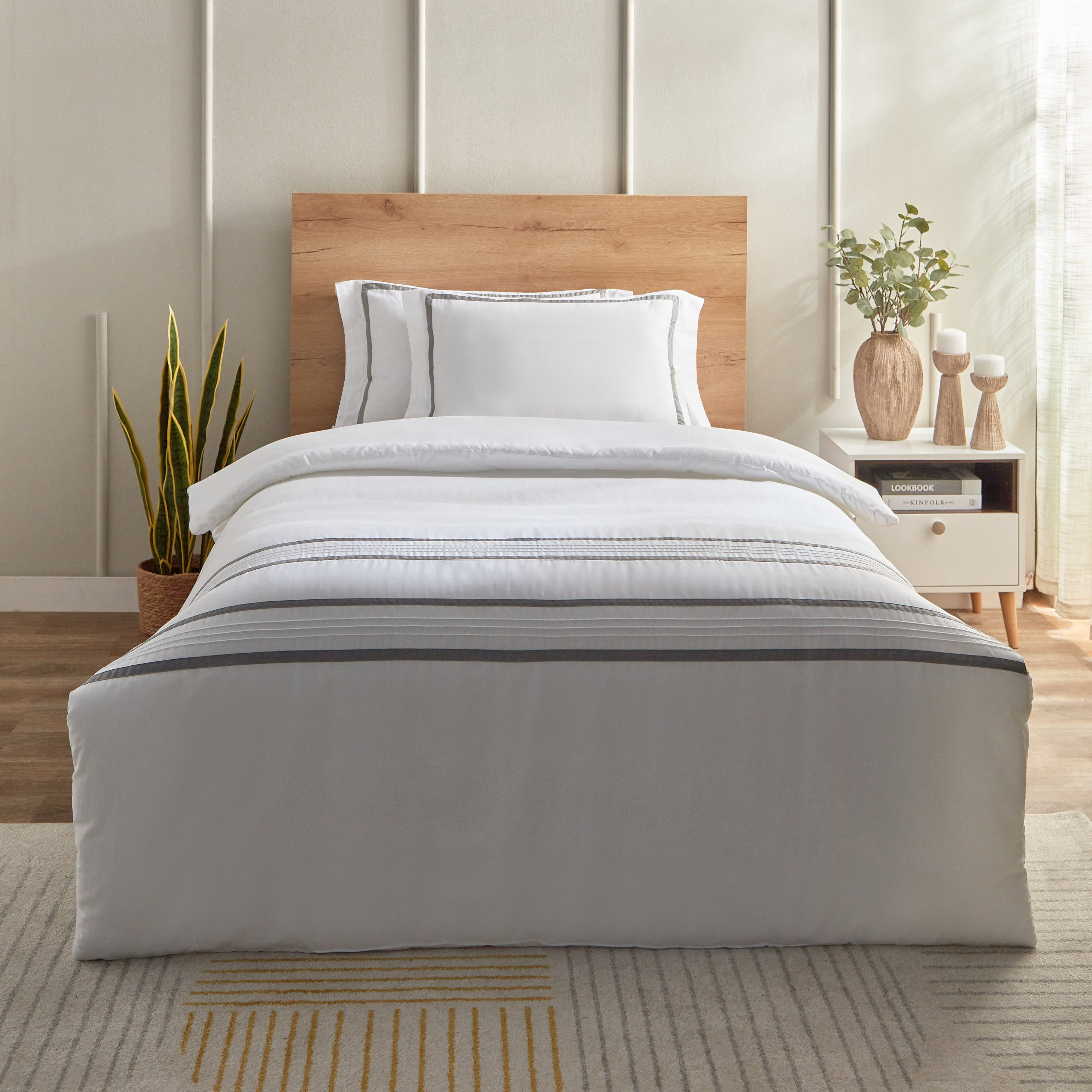 طقم لحاف قطن توين مخطط 3 قطع من جراندي أفيسبليشز وايت هيفن فول - 160x220 سم-hbxkidsandyouth-beddingandfurnishings-comfortersets-image-2
