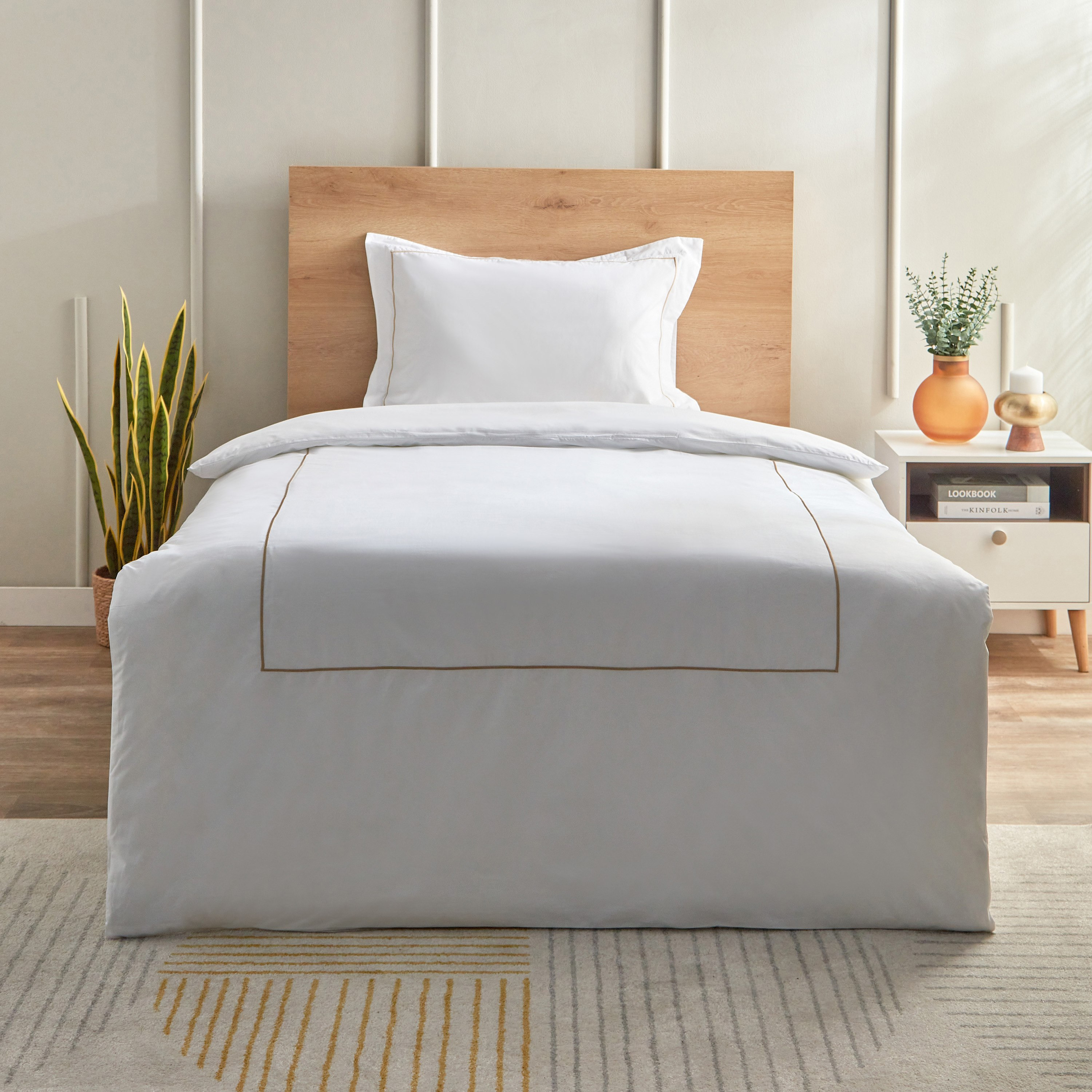 طقم غطاء لحاف قطن توين قطعتين بحواف دانتيل فاري من وايت هافن - 150x220 سم-hbxhomeware-hbxdecorandfurnishings-image-2