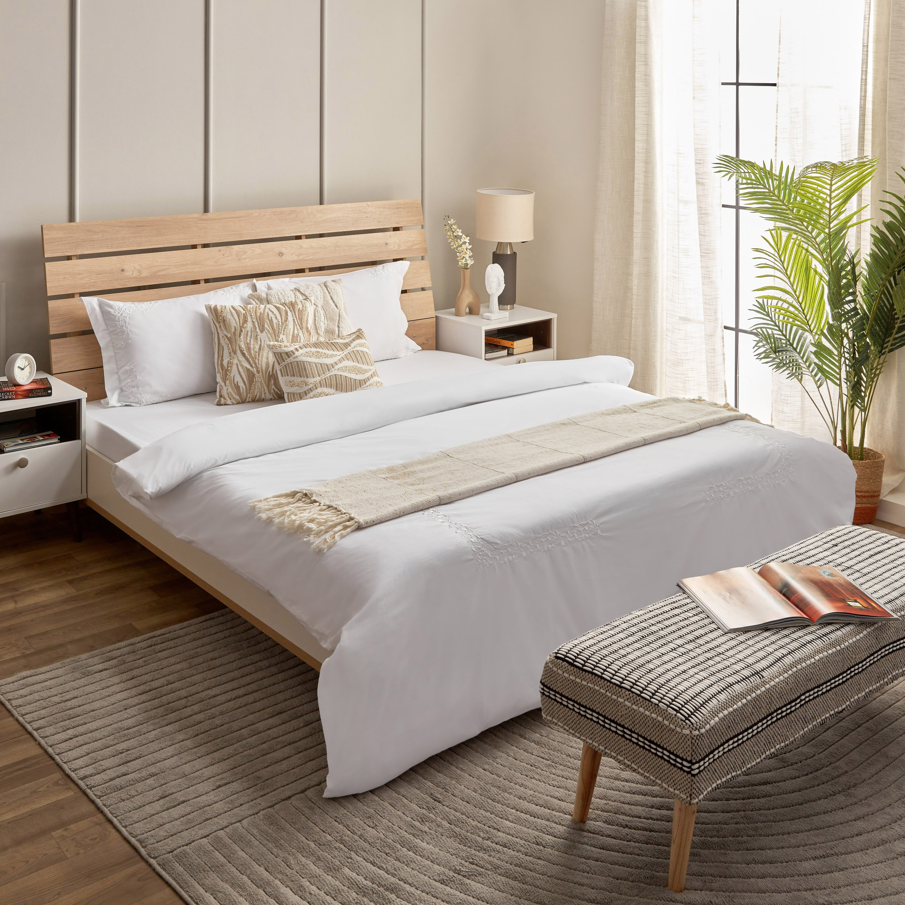 طقم غطاء لحاف قطن كينج كوين 3 قطع بحواف مطرزة من وايت هافن  - 220x220 سم-hbxhomeware-hbxdecorandfurnishings-image-8