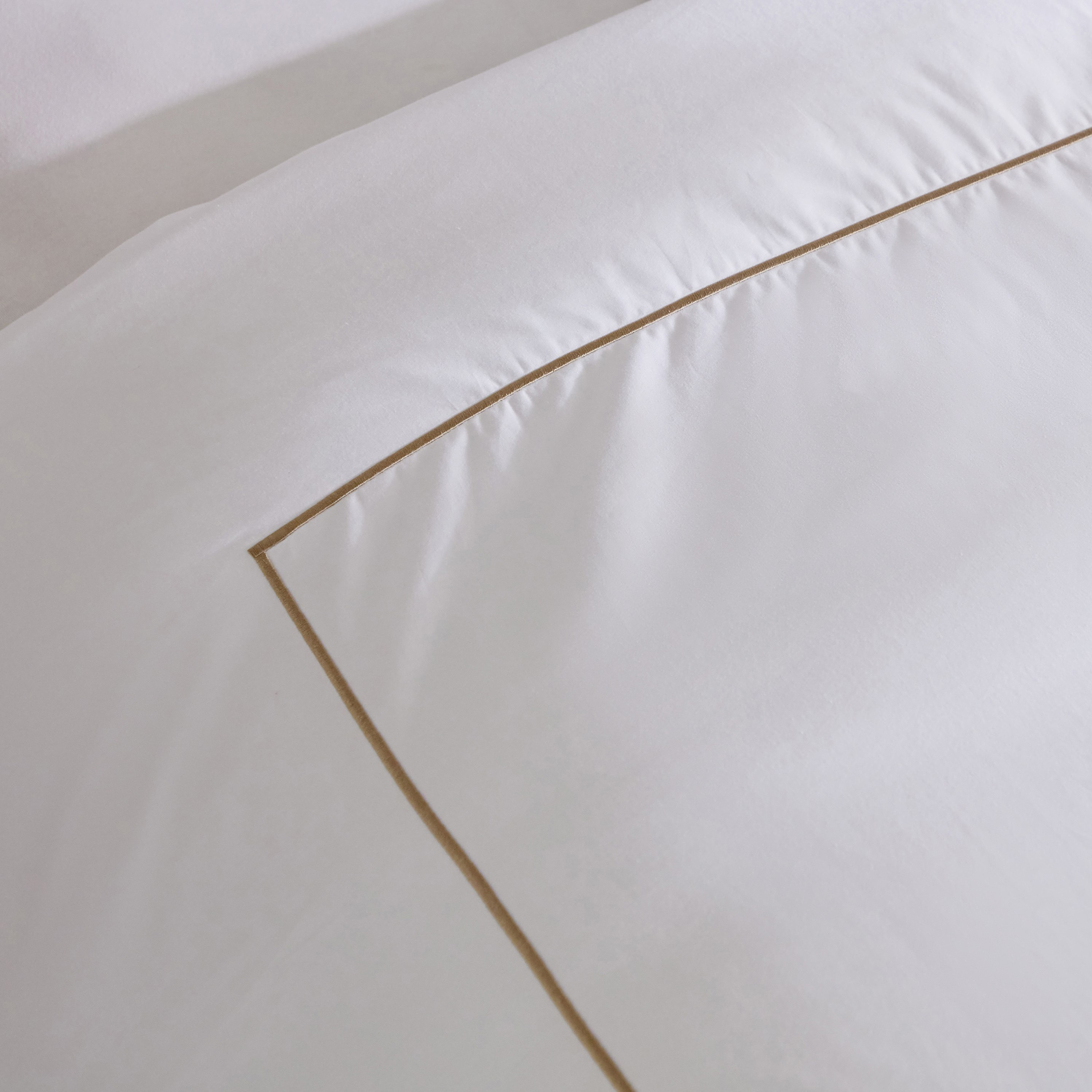 White Haven Bilbao 3-Piece Cotton Twin Comforter Set - 160x220 cm-hbxkidsandyouth-beddingandfurnishings-comfortersets-image-5