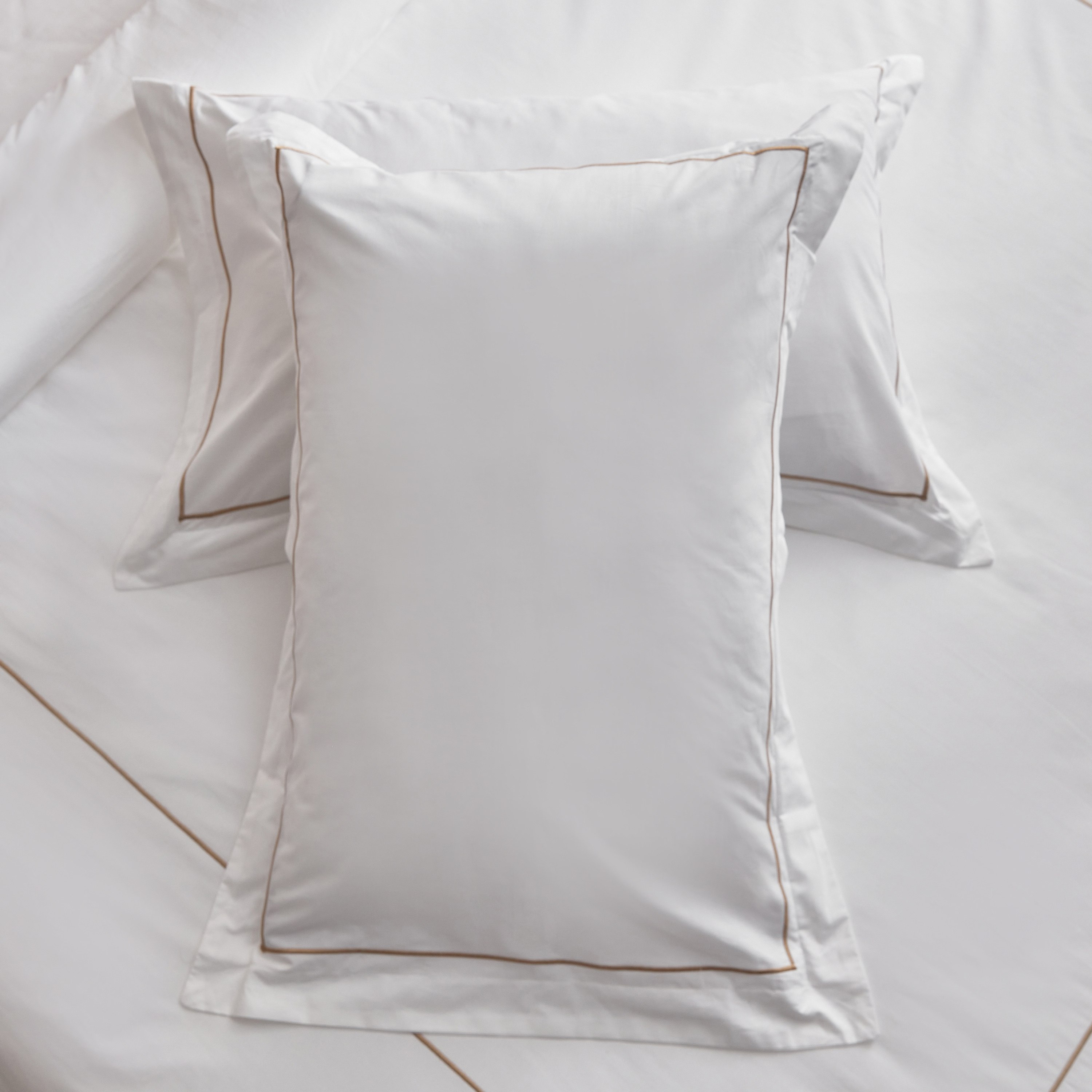 طقم لحاف قطن كينج 5 قطع من جراندي أفيسبليشز وايت هيفن بلباو - 220x240 سم-hbxhomeware-hbxdecorandfurnishings-image-7