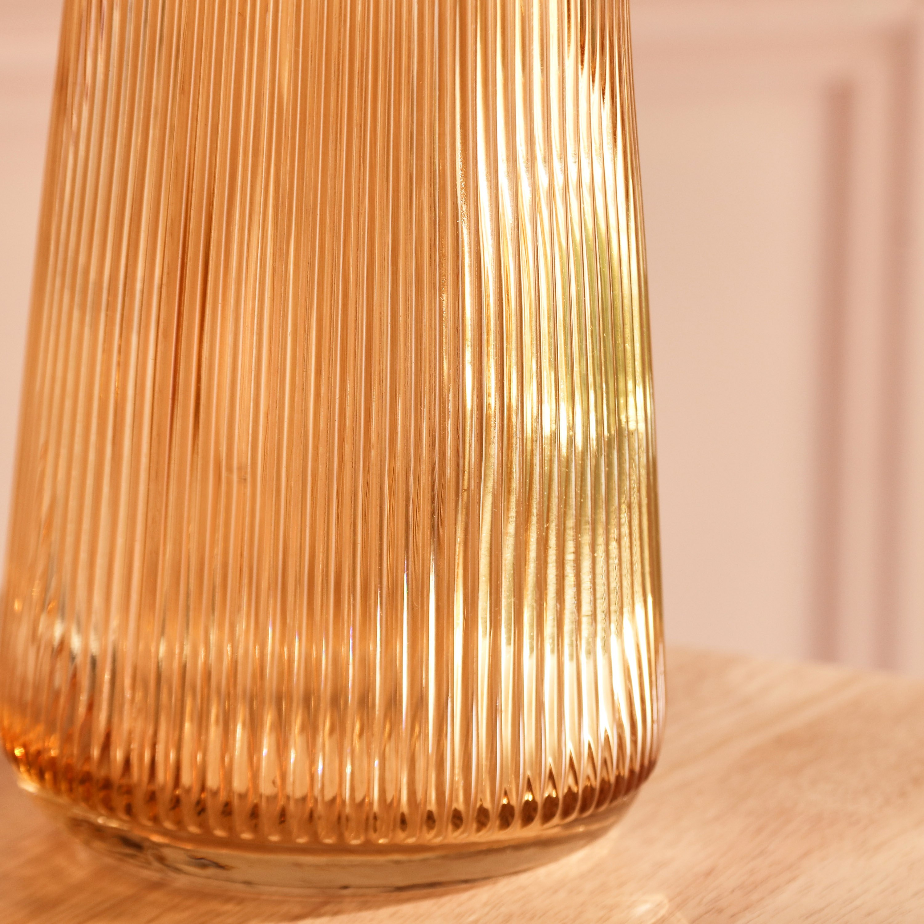 مزهرية زجاجية ملونة من دين - 14x14x24.5×18 سم-hbxbedroom-decorandaccessories-vases-image-4