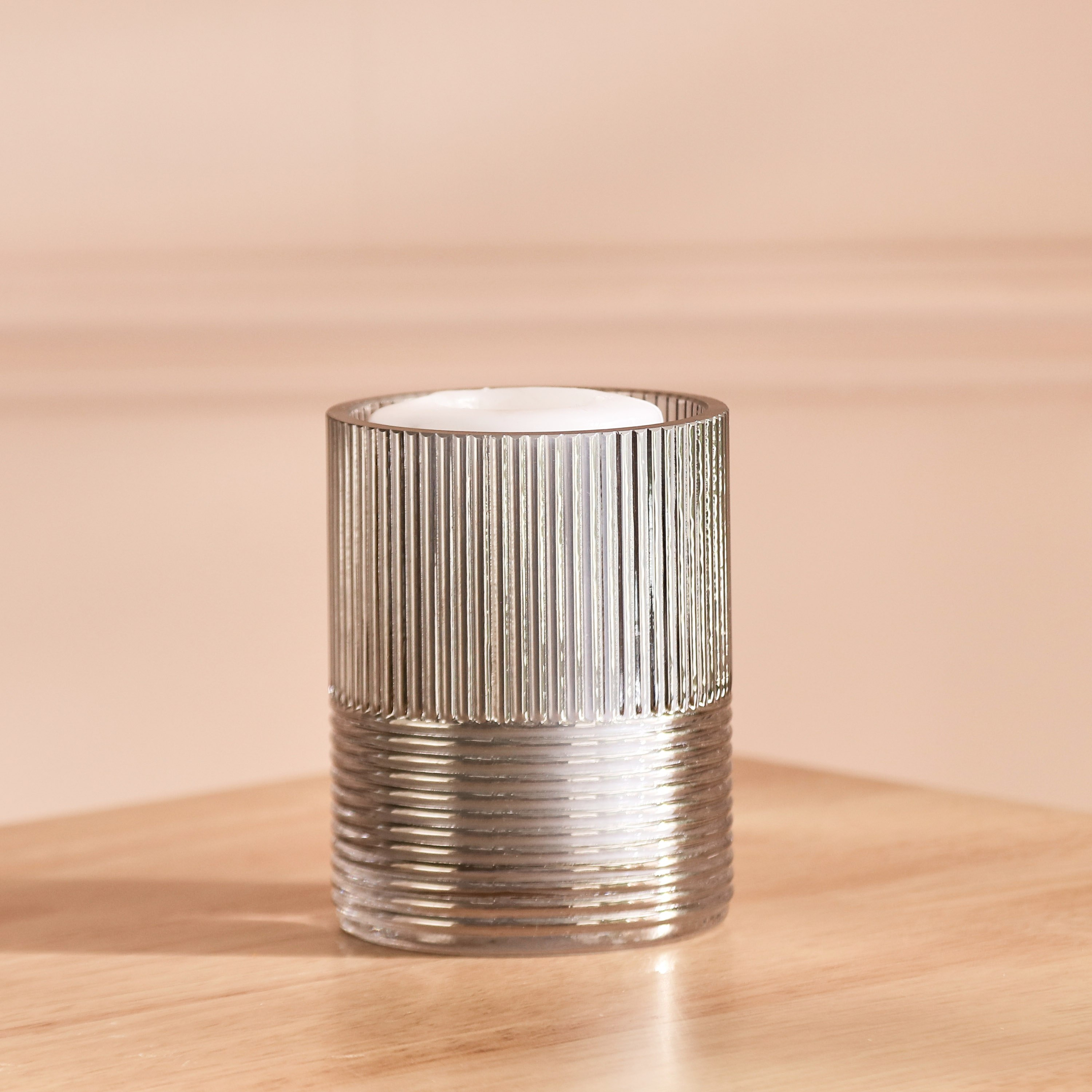 حامل شموع زجاج مضلع بتشطيب نيكل من دين - 8x10 سم-hbxlivingroom-decorandaccessories-candleholders-image-1