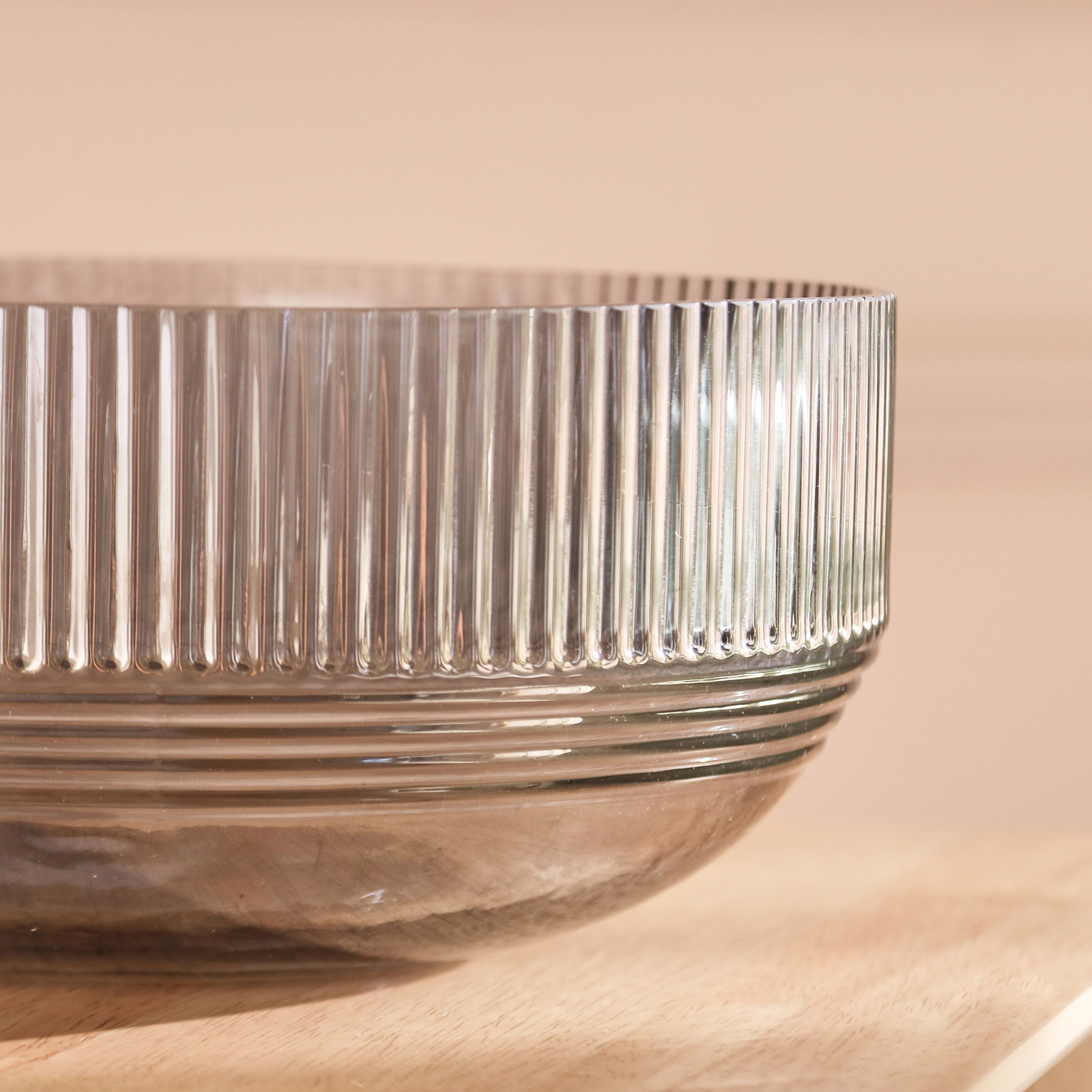 وعاء زجاج نيكل بارز الملمس من دين - 26x11 سم-hbxdecorandfurnishings-homeaccessories-bowls-image-3