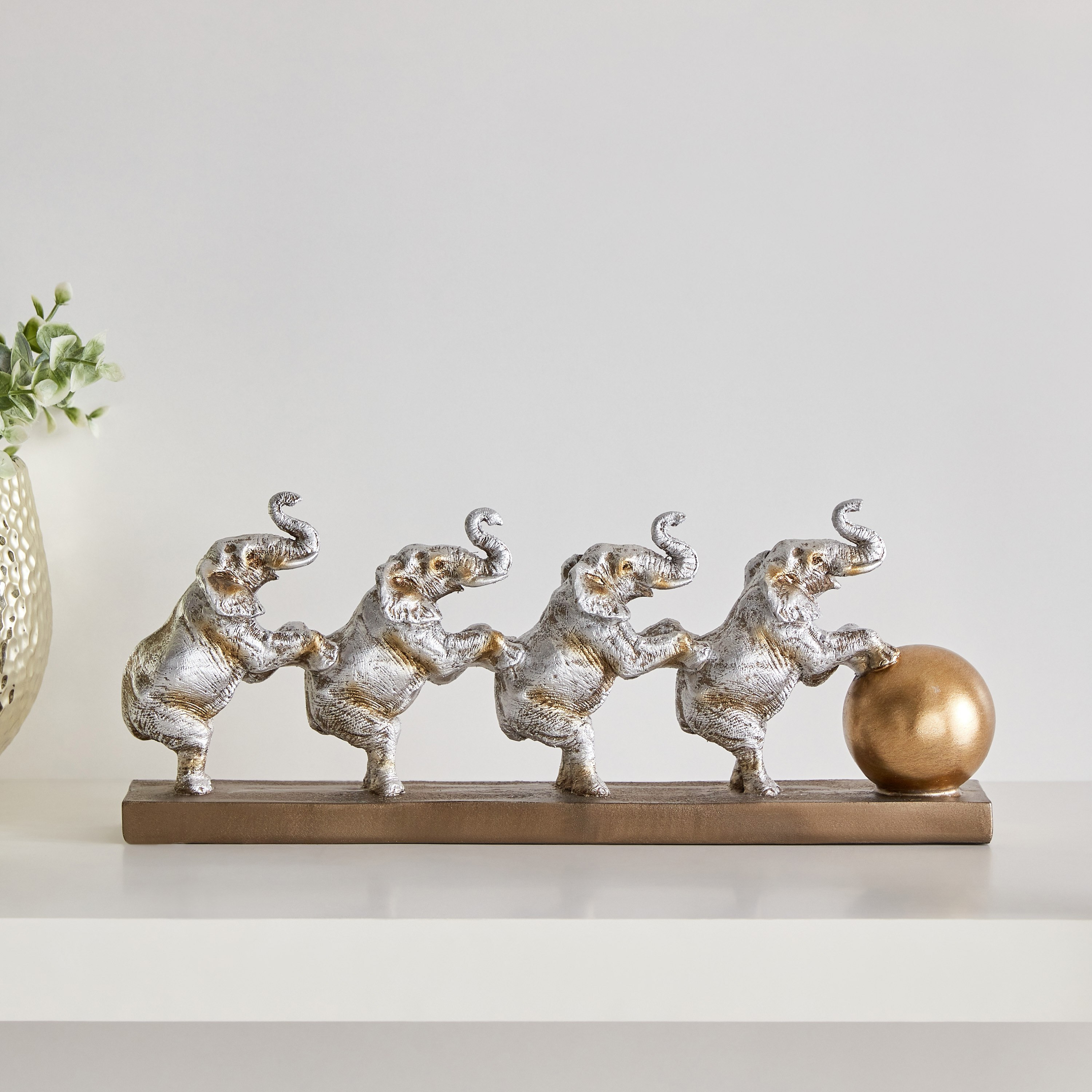قطعة ديكور أفيال من بليست - 32x5.7x12.5 سم-hbxhomeware-homedecor-figurinesandornaments-image-1