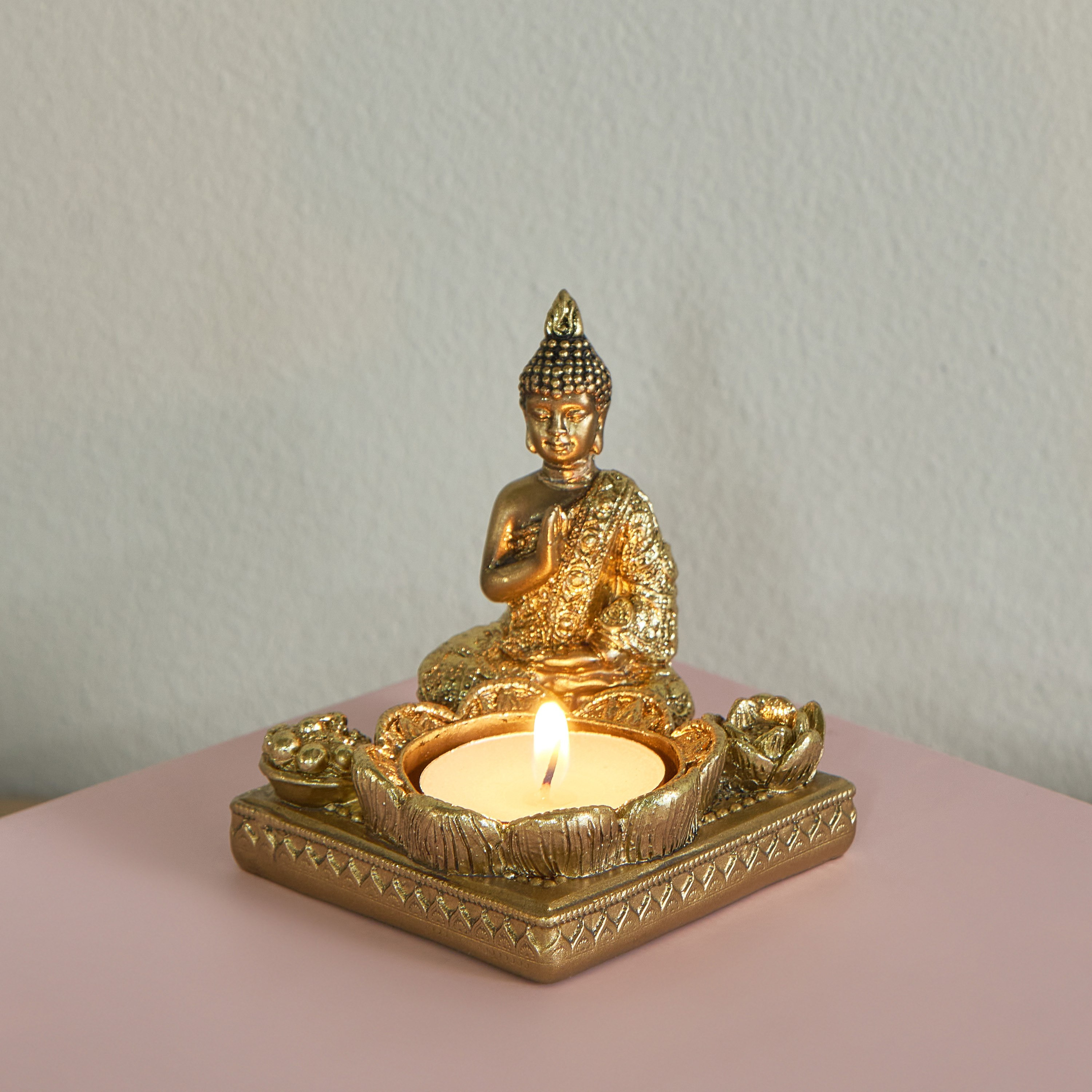 تمثال صغير لبوذا جالس مع حامل شموع من بليست - 7x7x7.8 سم-hbxhomeware-homedecor-figurinesandornaments-image-1