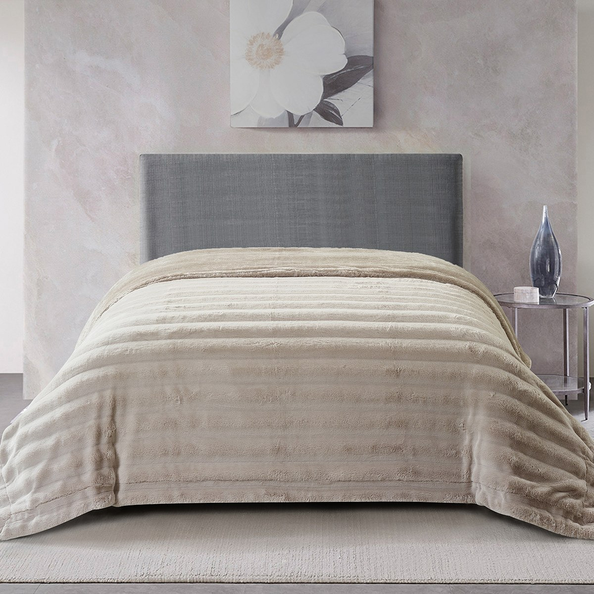 بطانية  فرو أرنب مزدوجة الطبقات من ليا ديبا- 150x220 سم-hbxhomeware-hbxbedroom-image-2